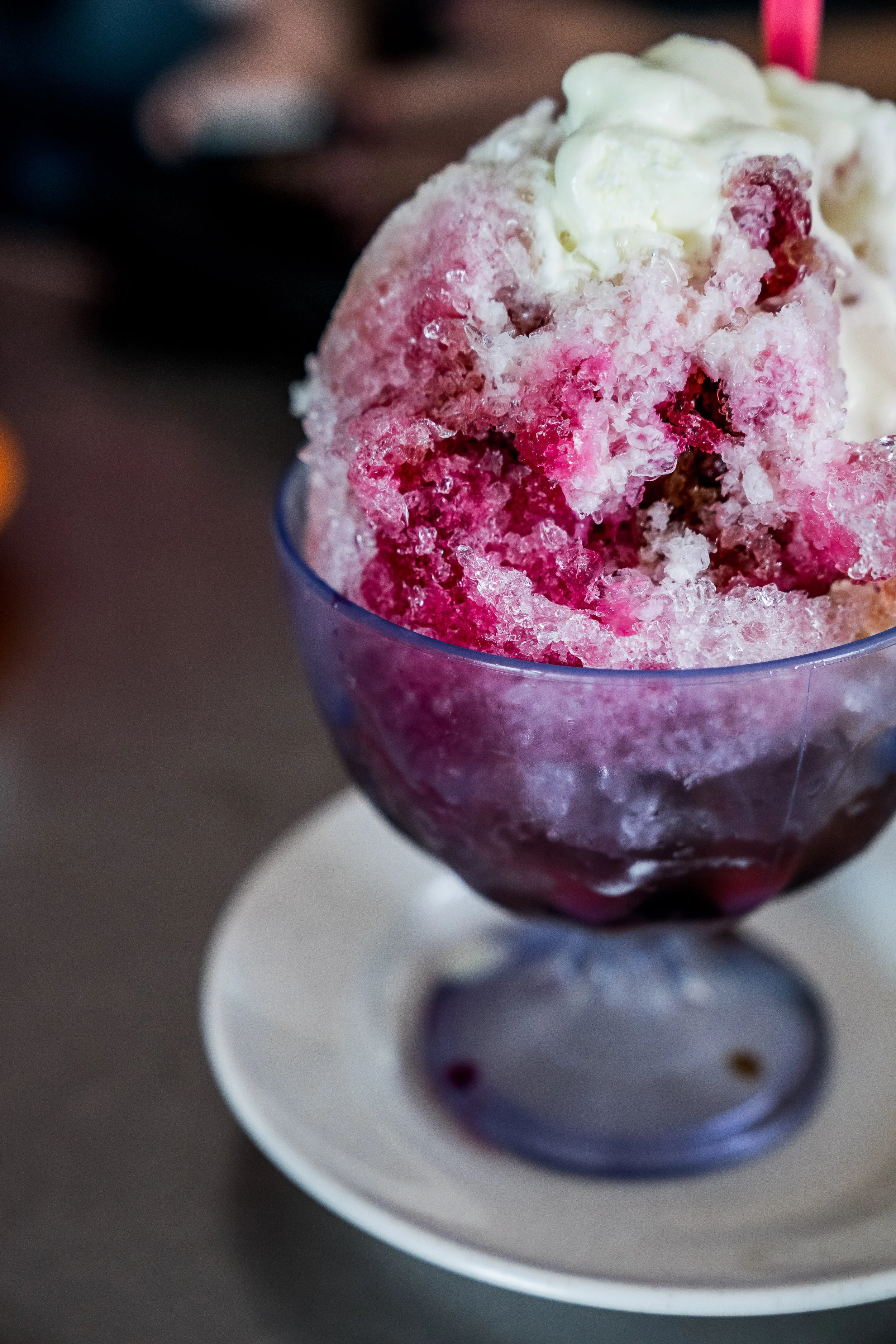 ABC (Ais Batu Campur) - Similar to the Philippine's halo-halo . I think the ingredients in ABC depends on where you get them. If you try to search google for Ais Batu Campur, you'll find different colors (and sizes!)