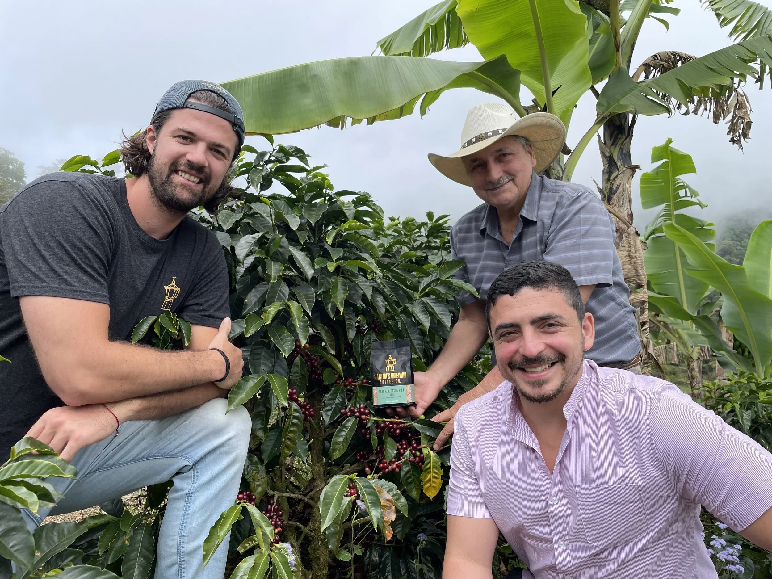 El chiral con don beto y reynor.webp