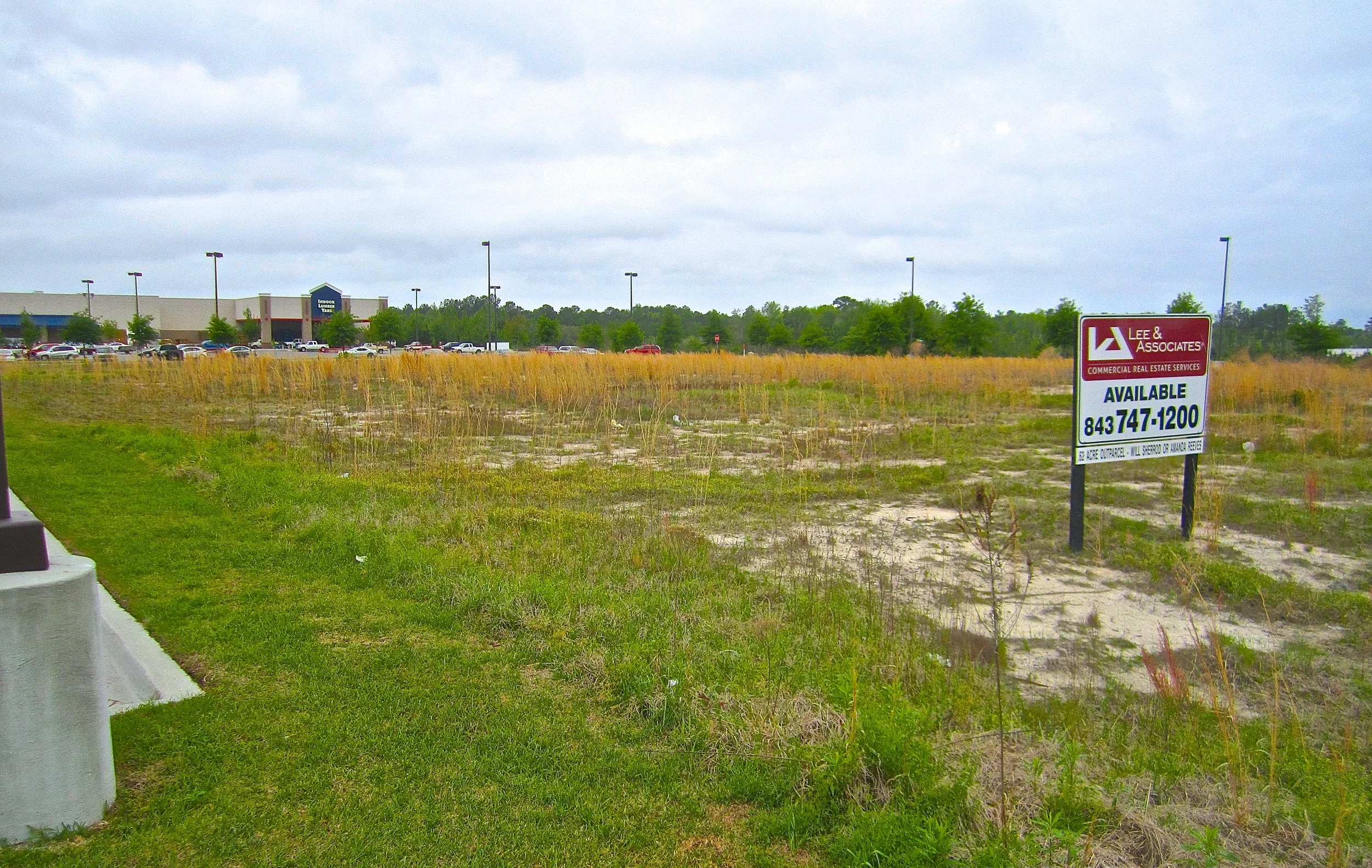 Rincon GA Lowe's property ground.JPG