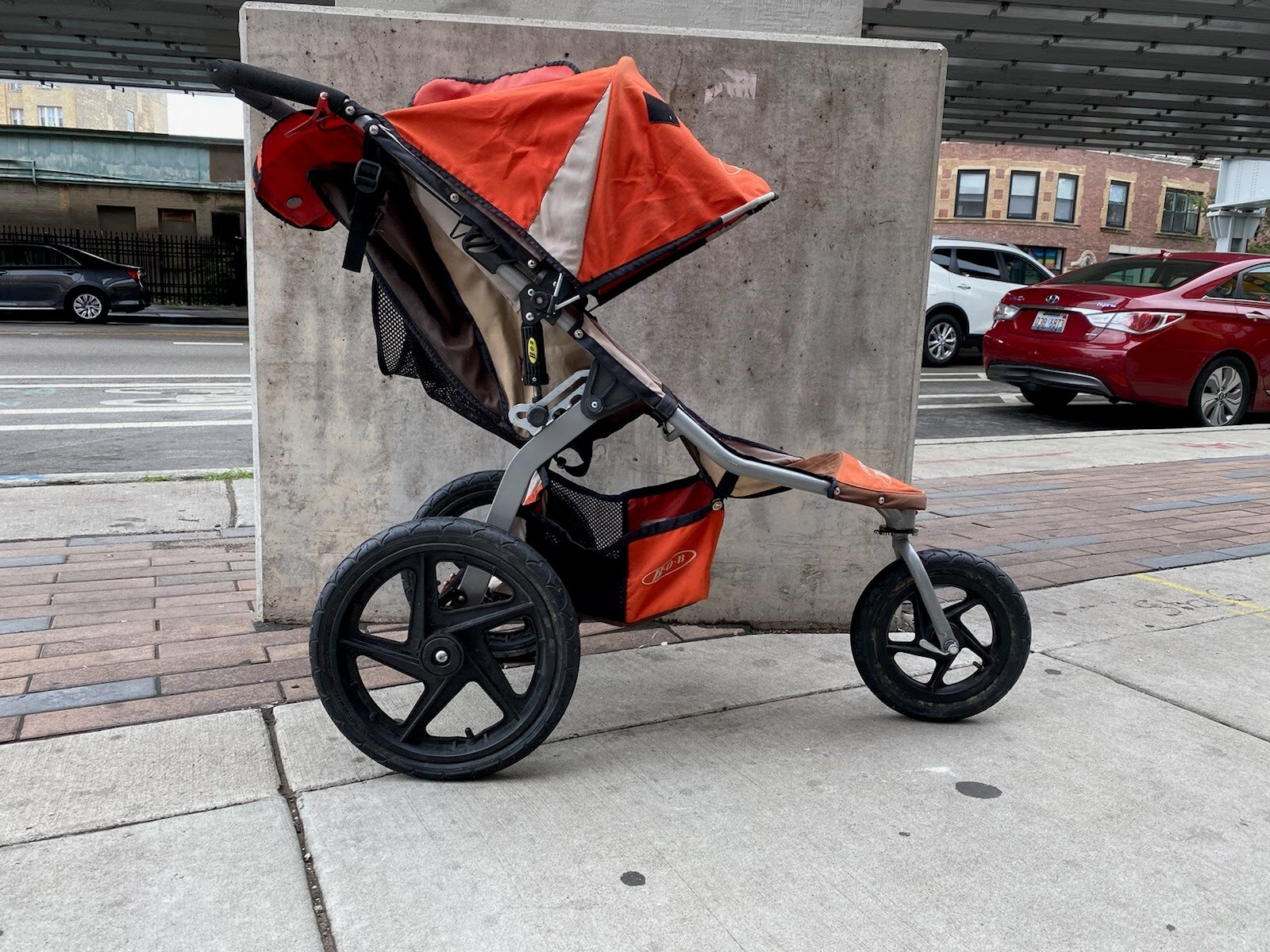 B.O.B. REVOLUTION STROLLER