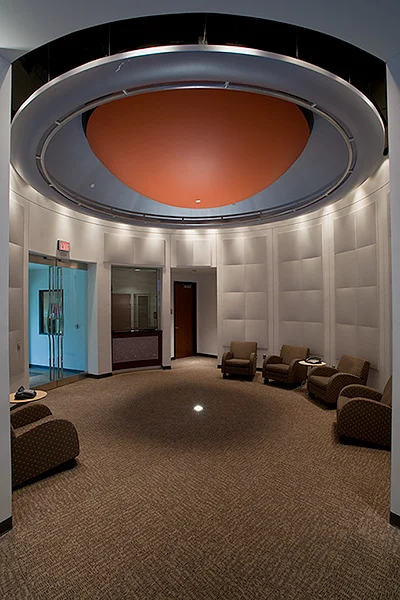 lobby1.jpg