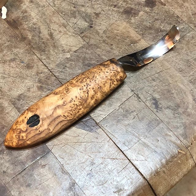 Received this beautifully handcrafted spoon carver from #deepwoodsventures last evening. I&rsquo;ve decided to start making some small gift items out of our &ldquo;scrap&rdquo; wood. Couldn&rsquo;t be happier I highly recommend Deepwoods Ventures🍻#h