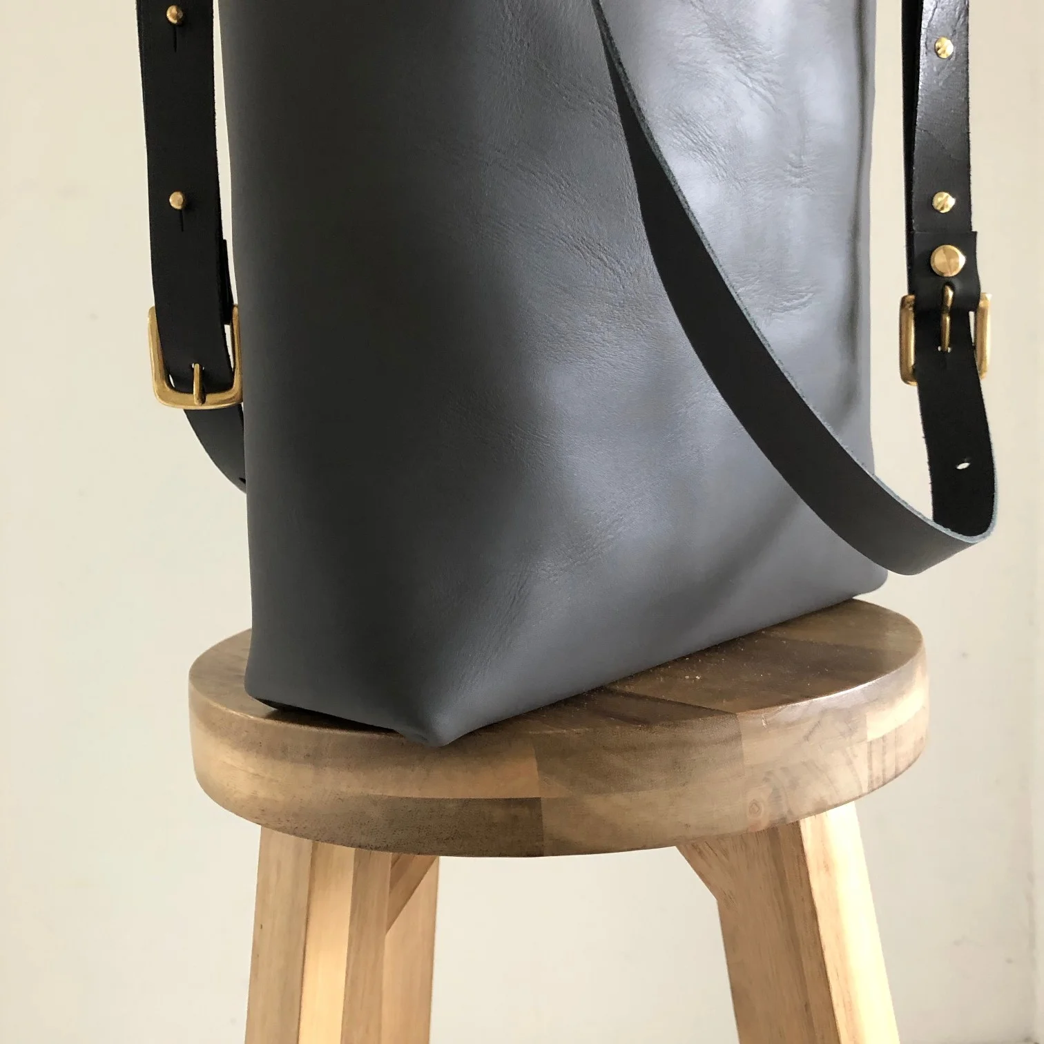 Grey minimalist leather shopper bag by CARV made in London
