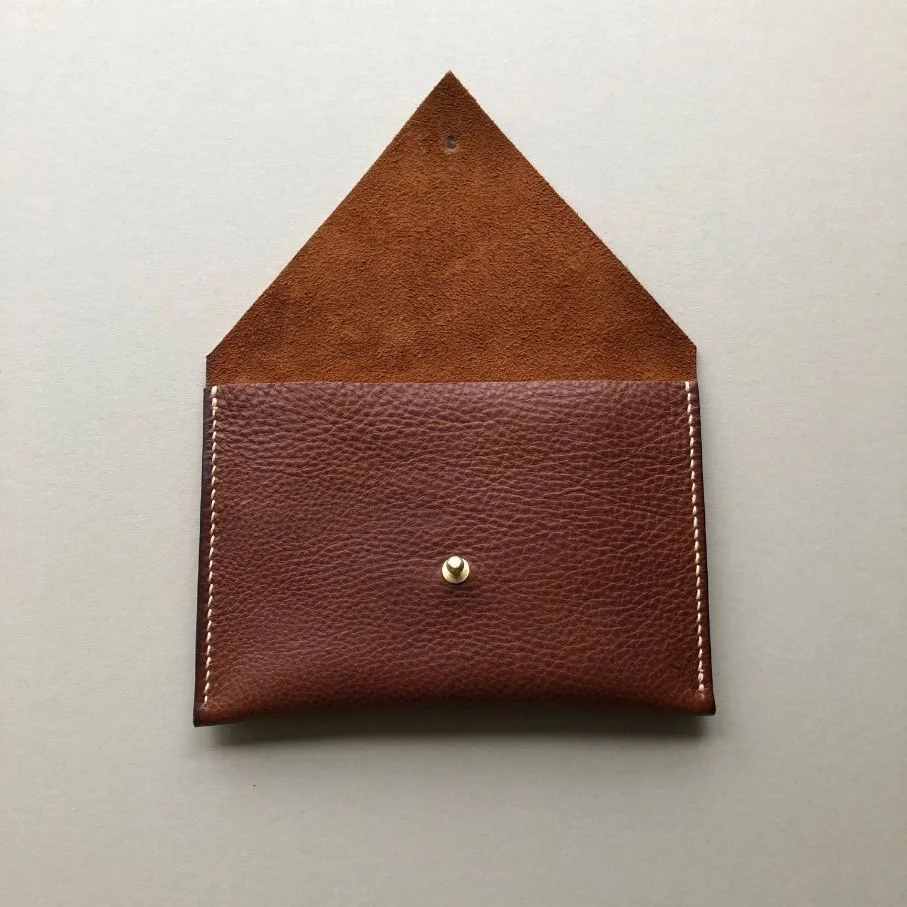 Inside the Tan brown leather purse by CARV in vegetable tanned leather