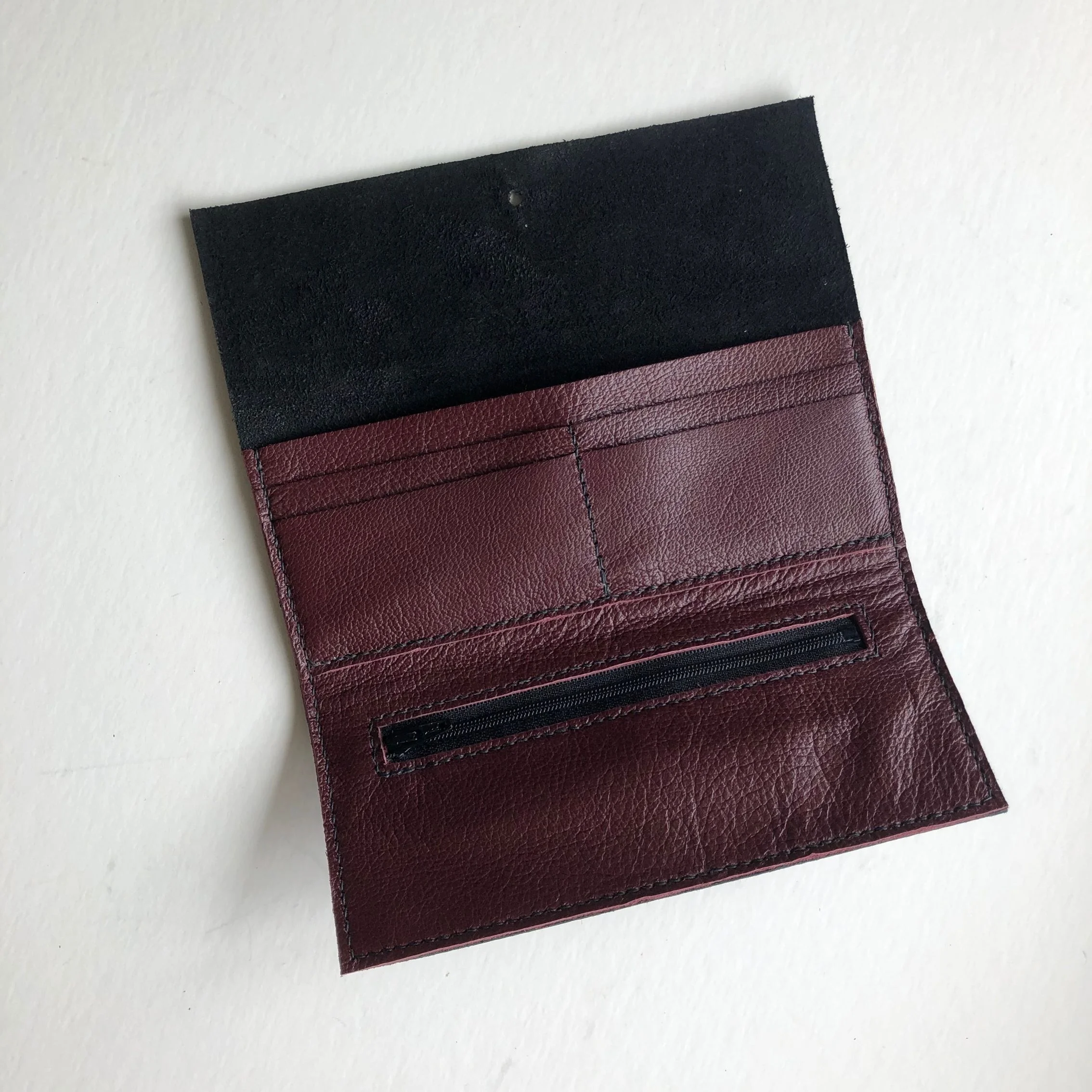 Black-leather-purse-5.jpg