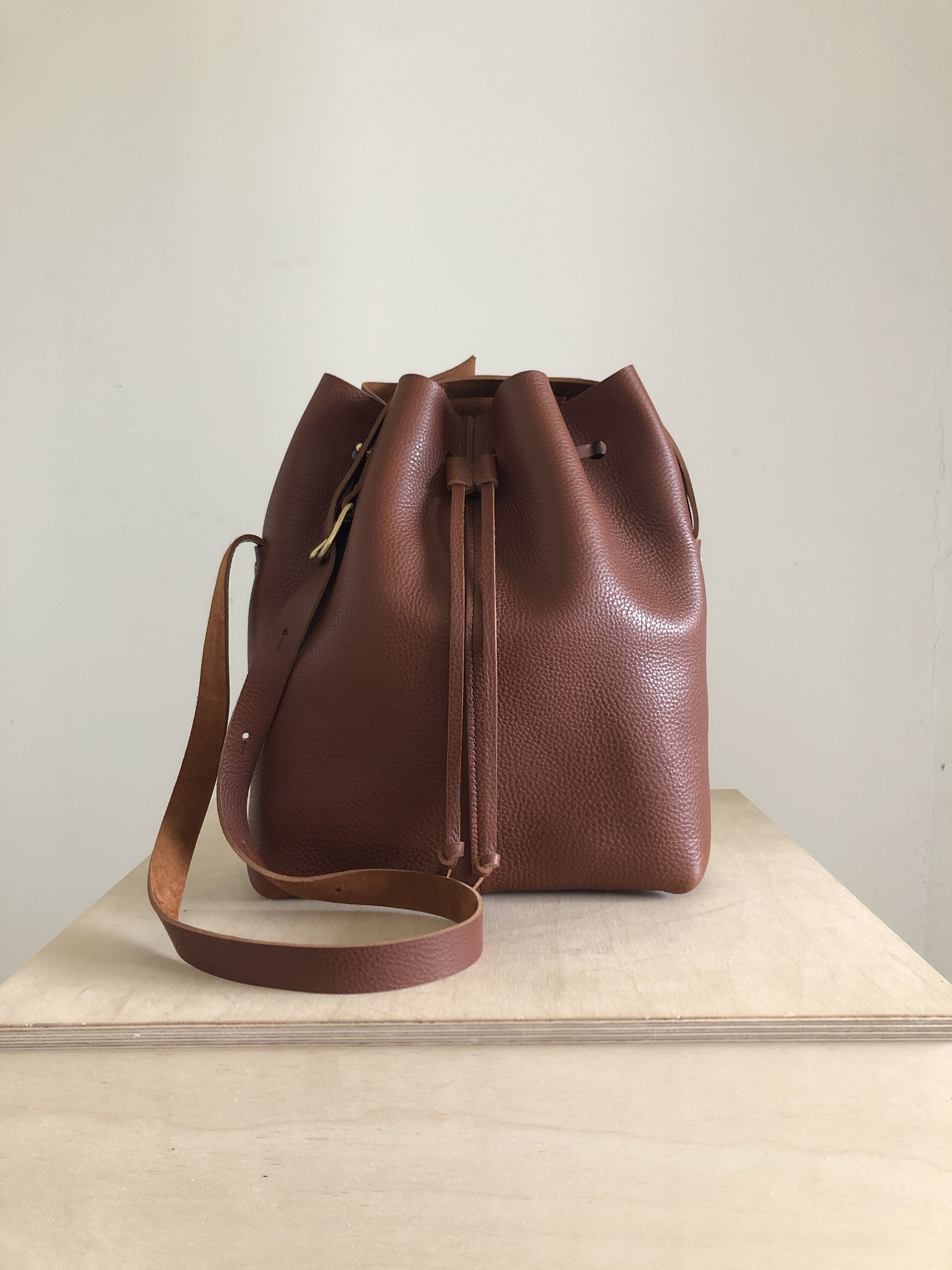 Carv Custom Made Sustainable Leather Bags, The Leather Bags Gallery Reviews