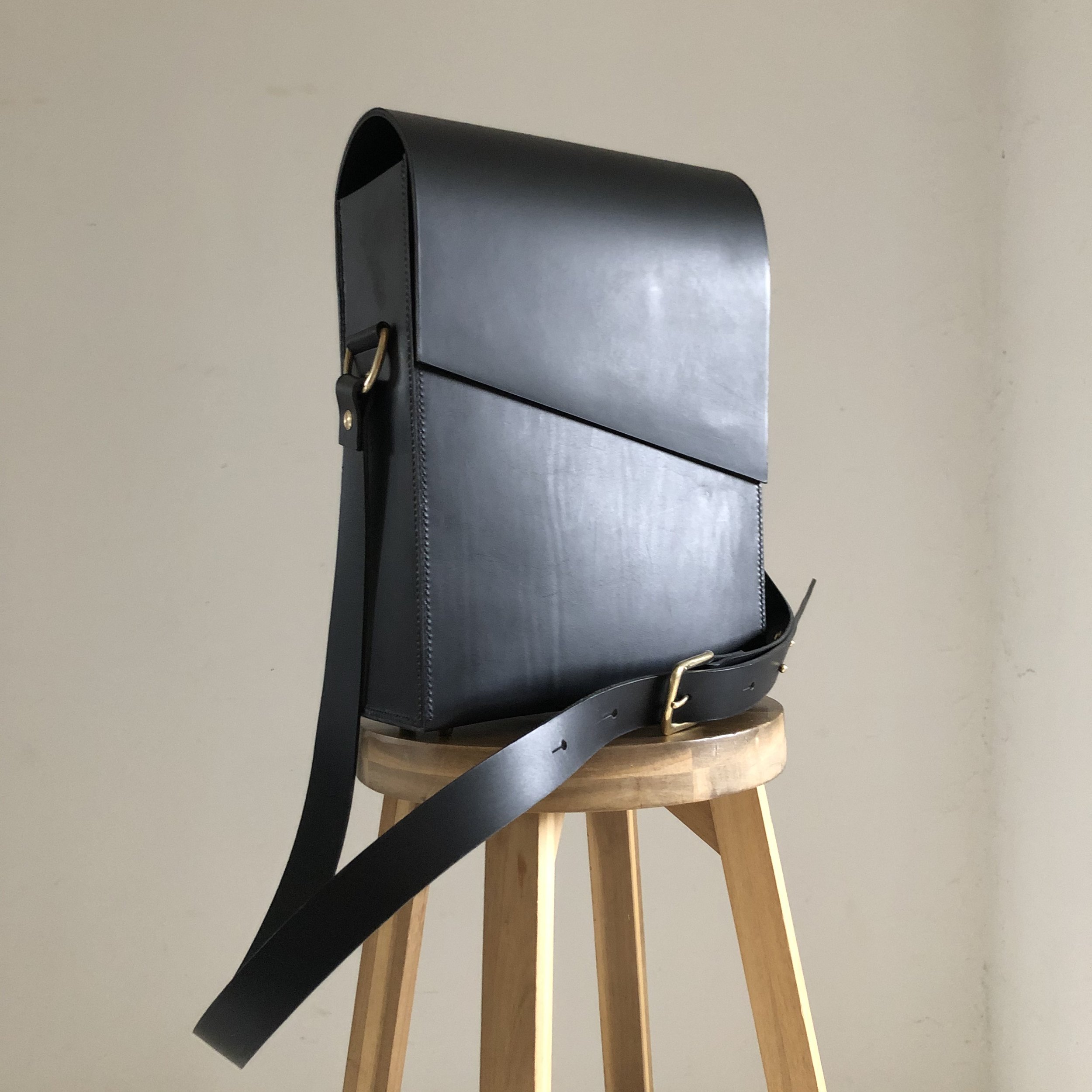 CARV sustainable leather bag in black handmade in the UK