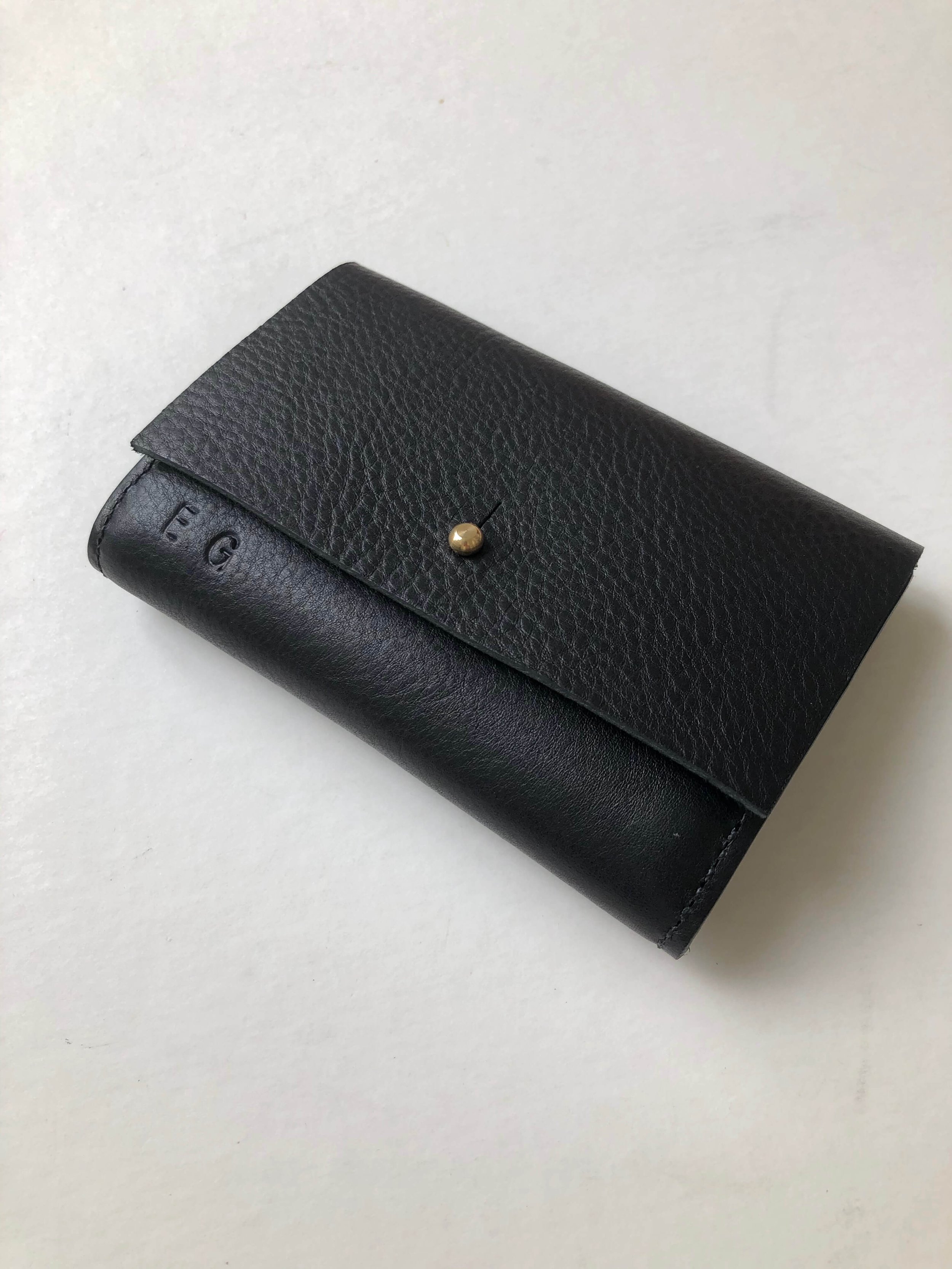 CARV sustainable leather purse in black handmade in the UK