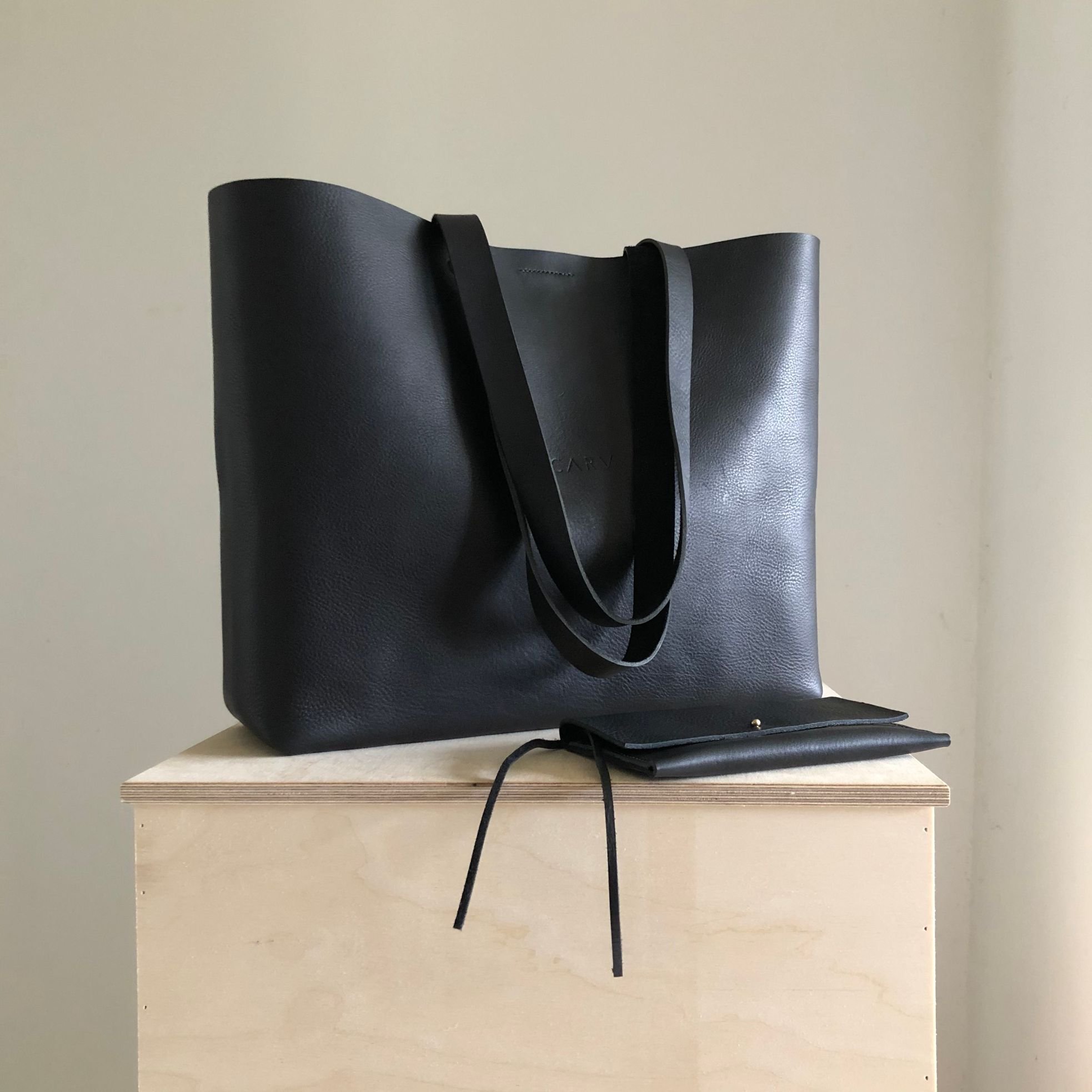 CARV sustainable leather shopper bag handmade in the UK.