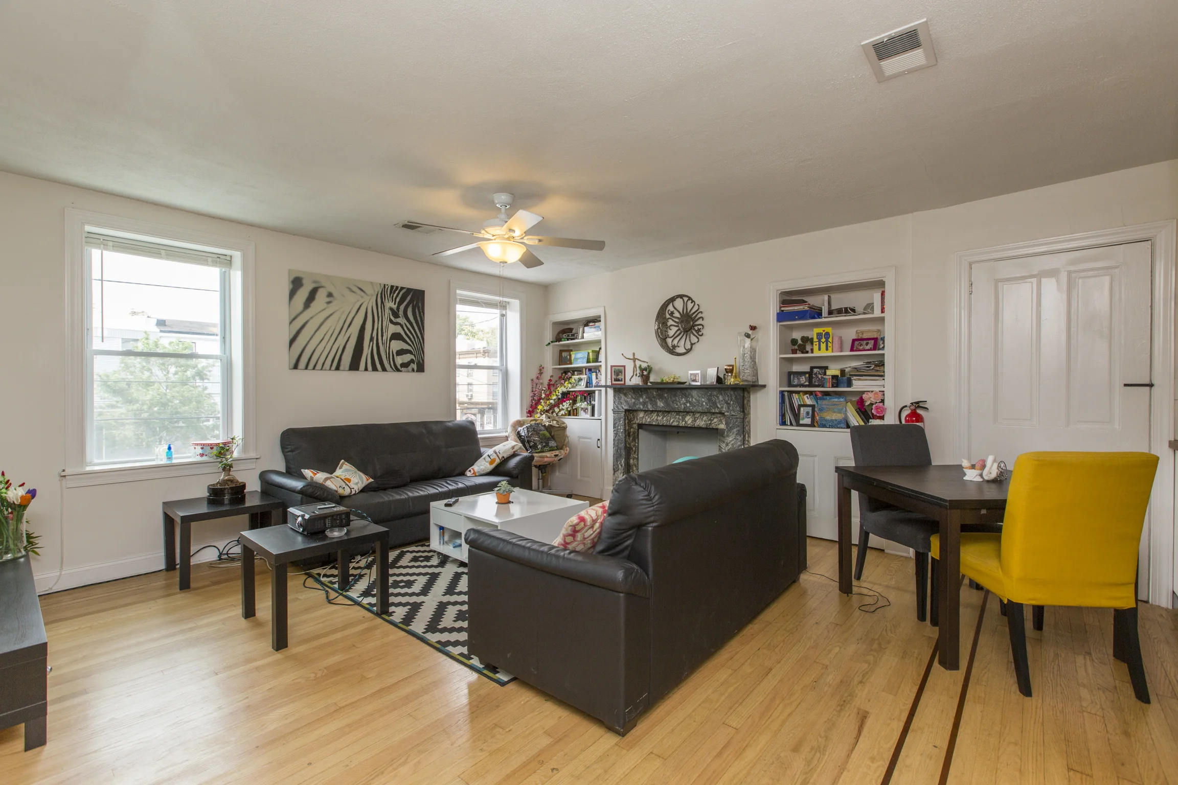 310 Apt 2 Living Room.jpg