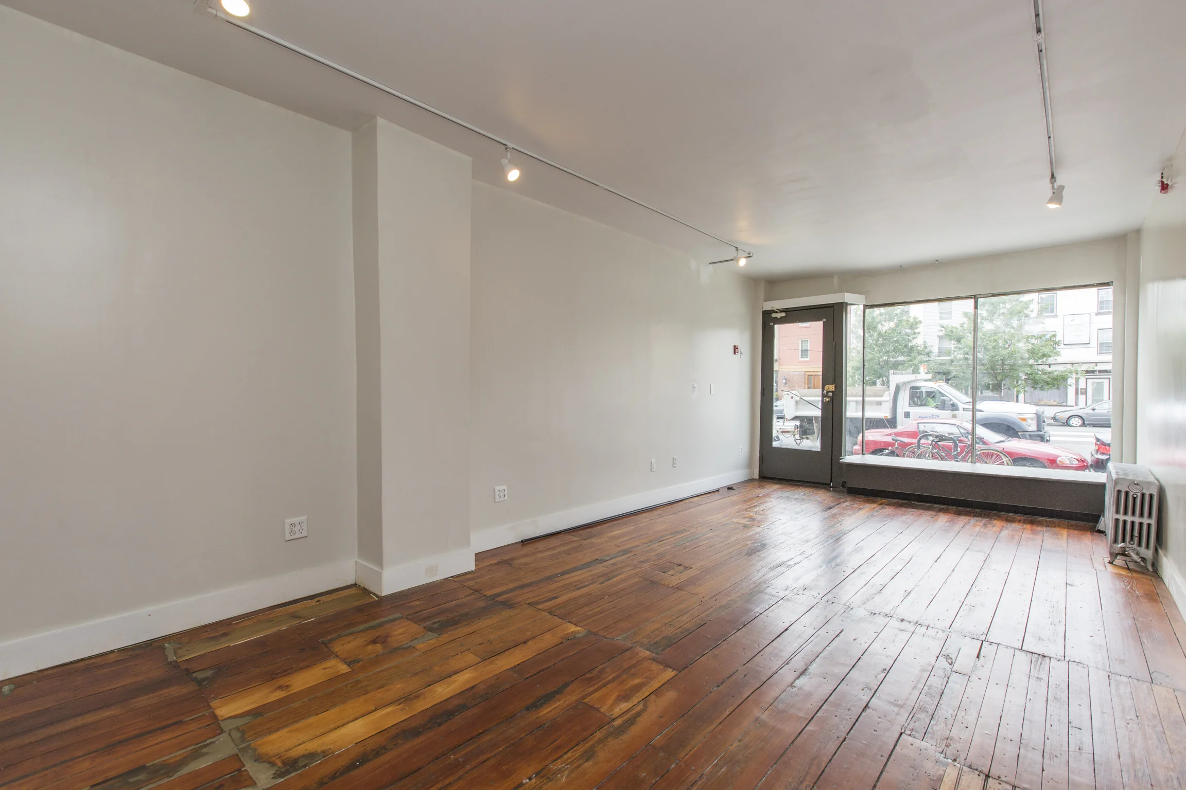 312 Interior Commercial.jpg