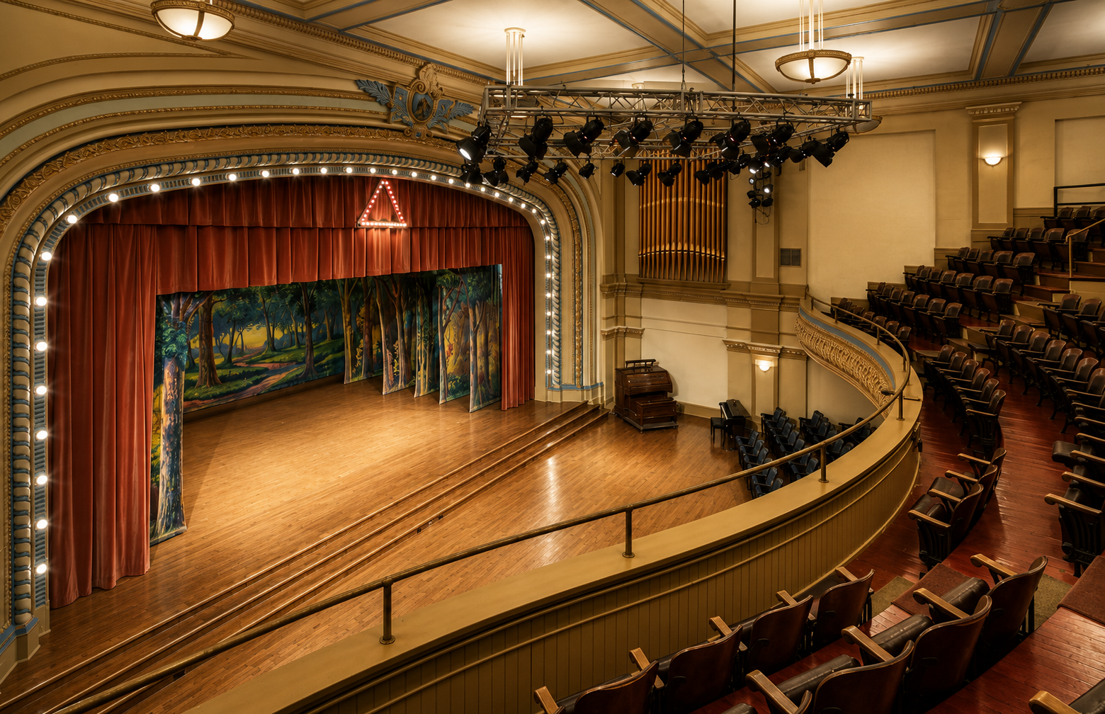 scottish-rite-omaha-ornate-vintage-theater.png