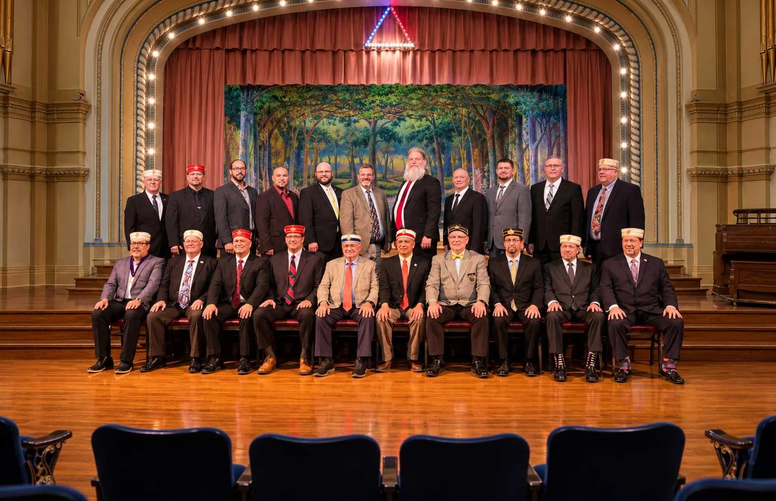 scottish-rite-omaha-theater-auditorium-fraternal-photo.jpg