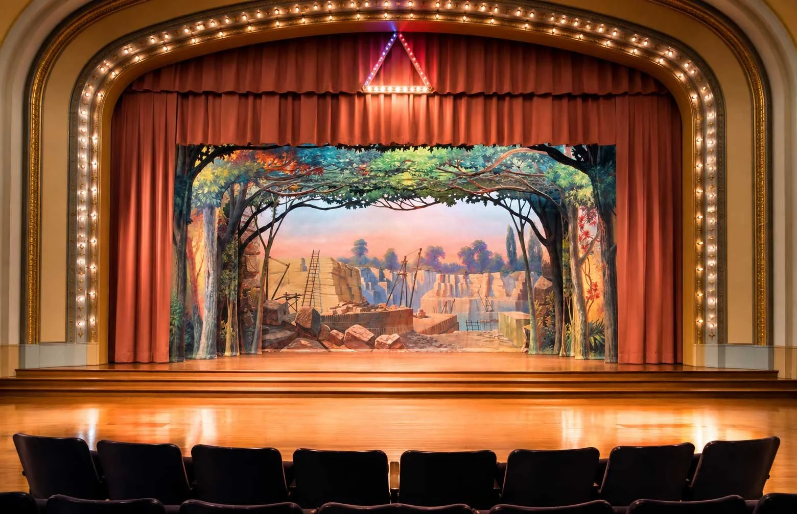 scottish-rite-omaha-theater-auditorium-quarry-scene-backdrop.jpg