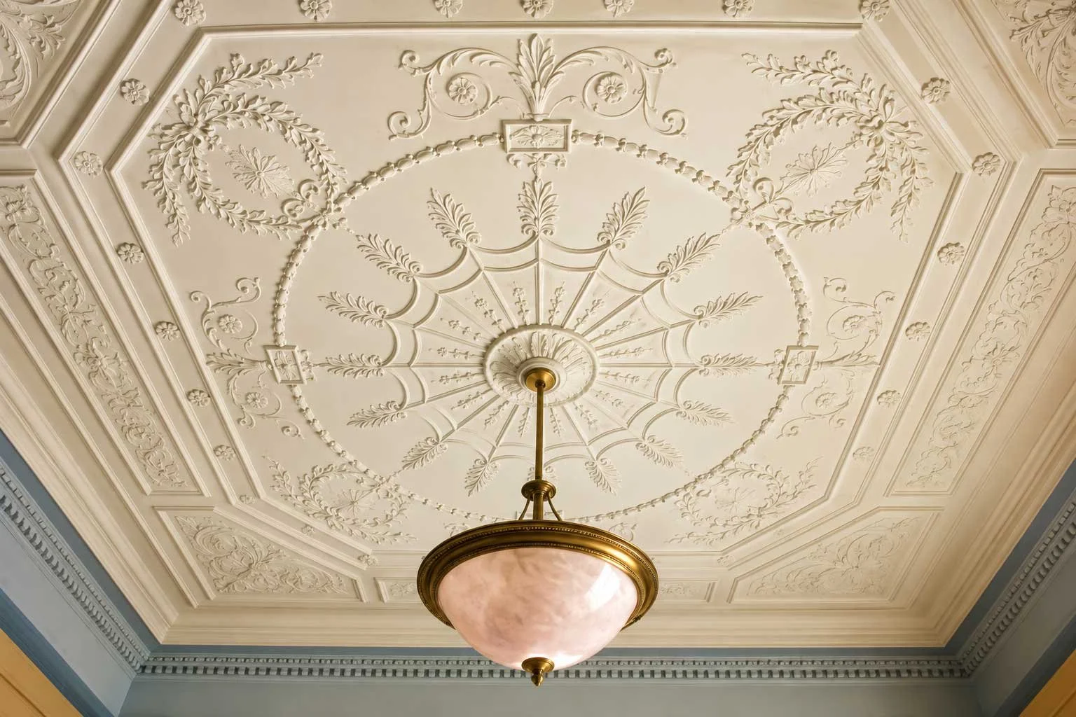 scottish-rite-omaha-vintage-ornate-ceiling-vintage-chandelier.jpg