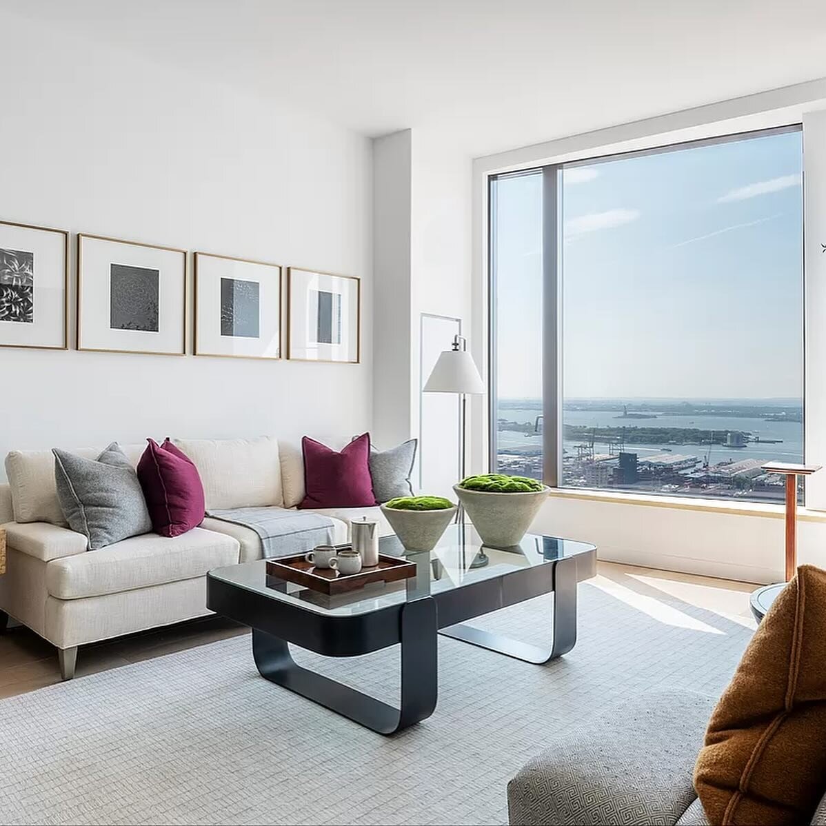 Contract Signed! My client just signed a contract at 11 Hoyt, a 57-story new development in Downtown Brooklyn offering more than 55,000 square feet of amenities.

11 Hoyt Street, #53K
&bull; 2 Bedrooms
&bull; 2 Bathrooms
&bull; Last Asking Price: $2,