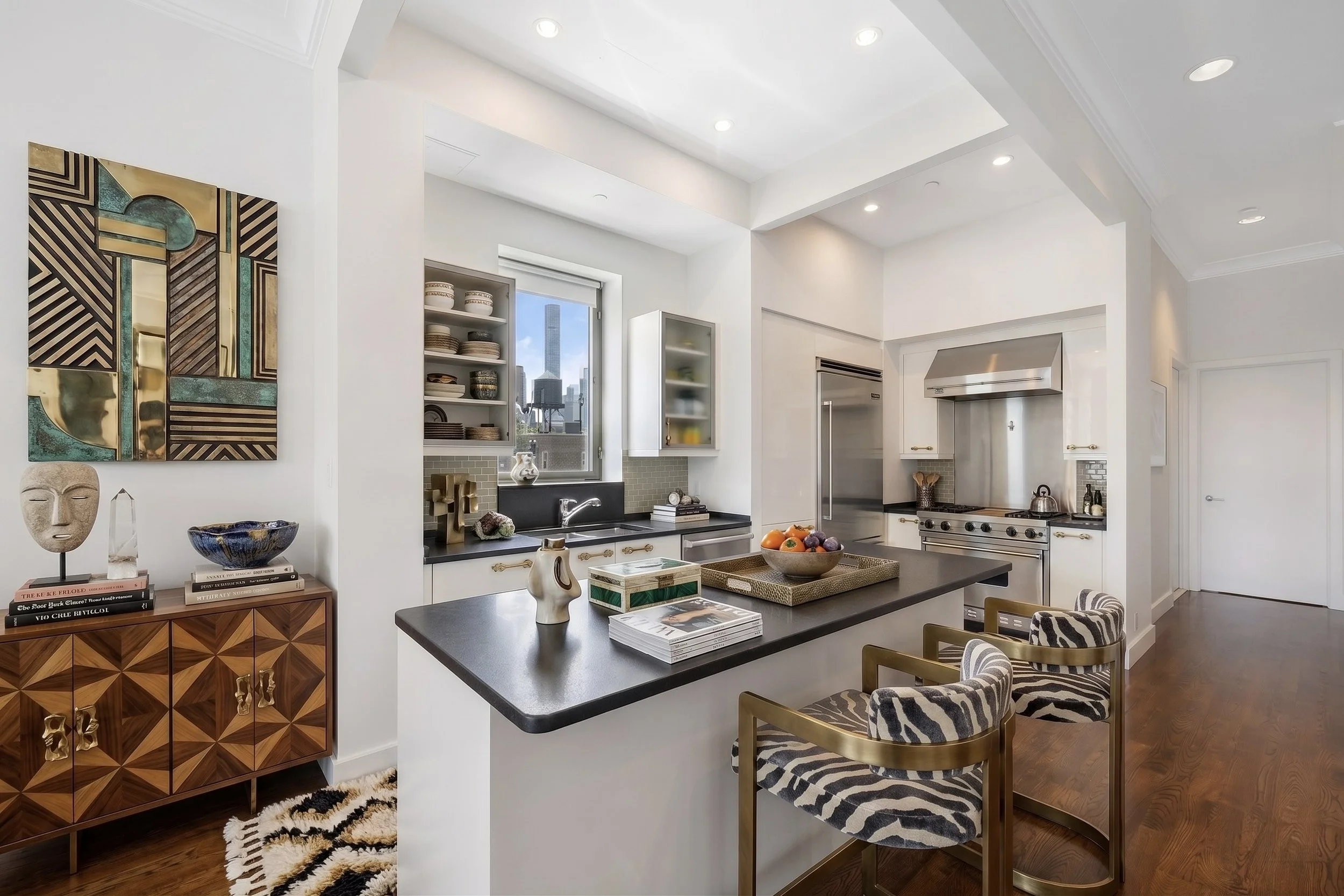 43 West 64th Street, PH9D