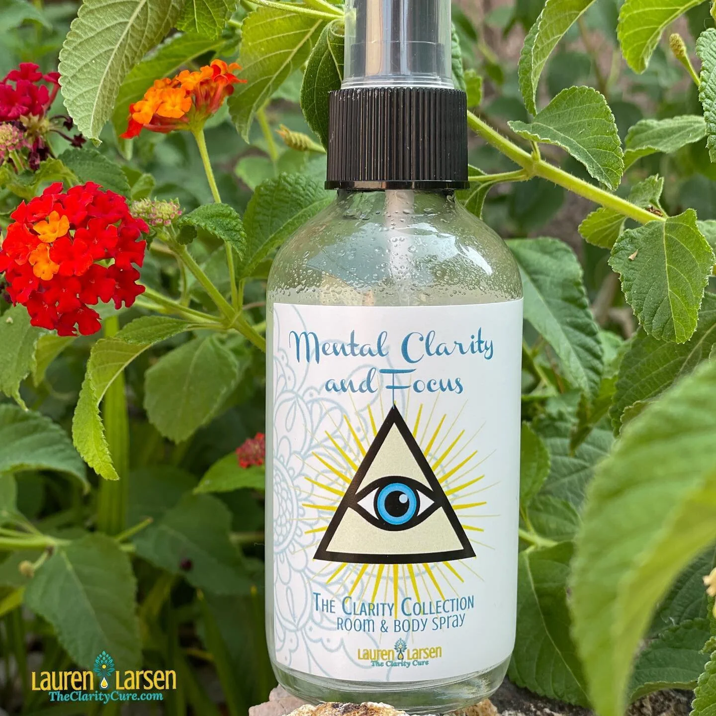 Available for purchase! New product alert. 👁 Mental Clarity and Focus Room &amp; Body Spray!! 🌿 

This exclusive blend of Peppermint, Lemon and other Essential oils assist in reducing mental clutter and brain fog. It enhances focus and concentratio