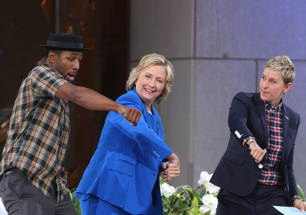 10 Ways Hillary Could Reach Out To Young Voters (A Challenge to the Clinton Hordes!)