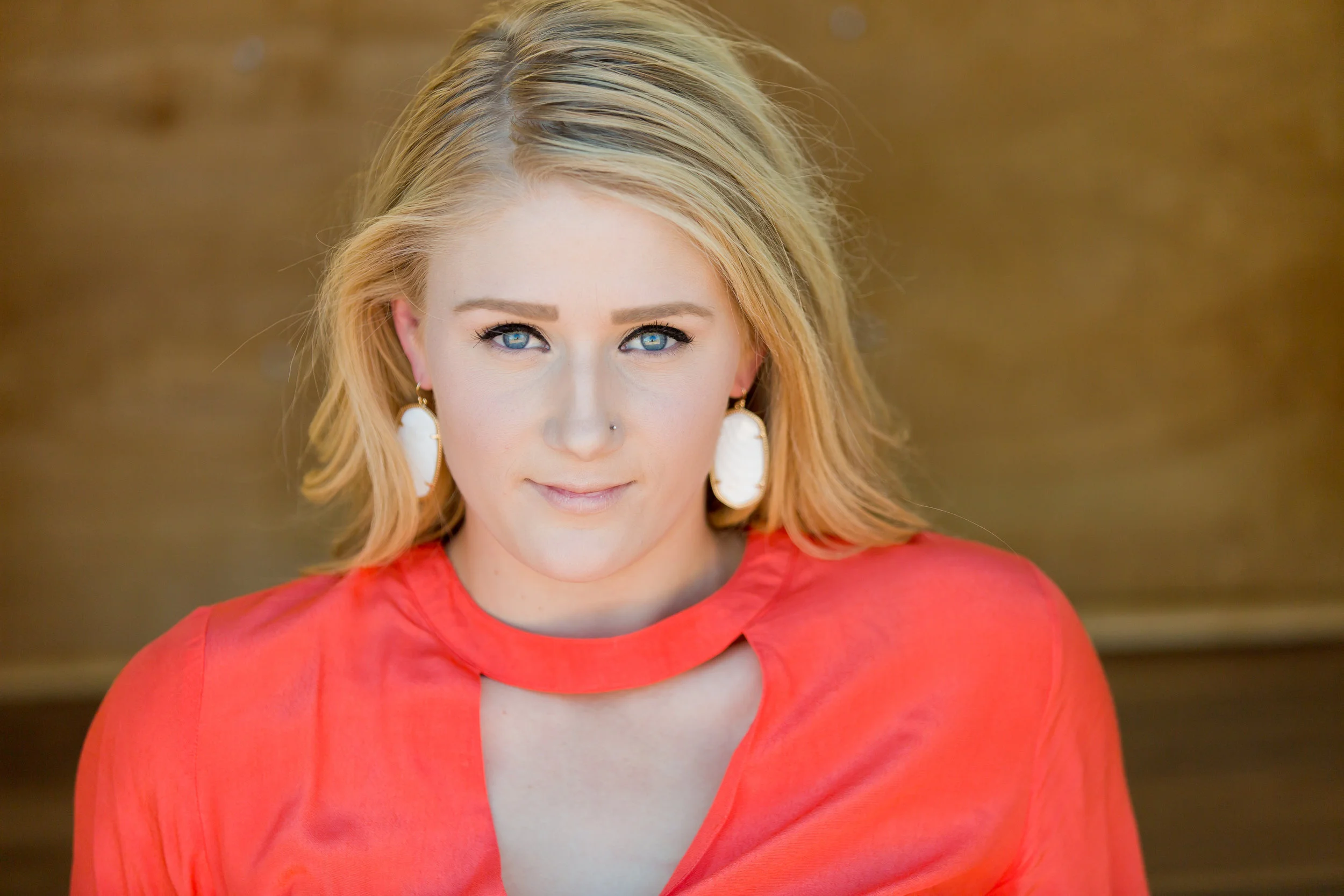 Kendra Scott, a VW Bus, and a gorgeous girl in the desert | Arizona Lifestyle Photographer 