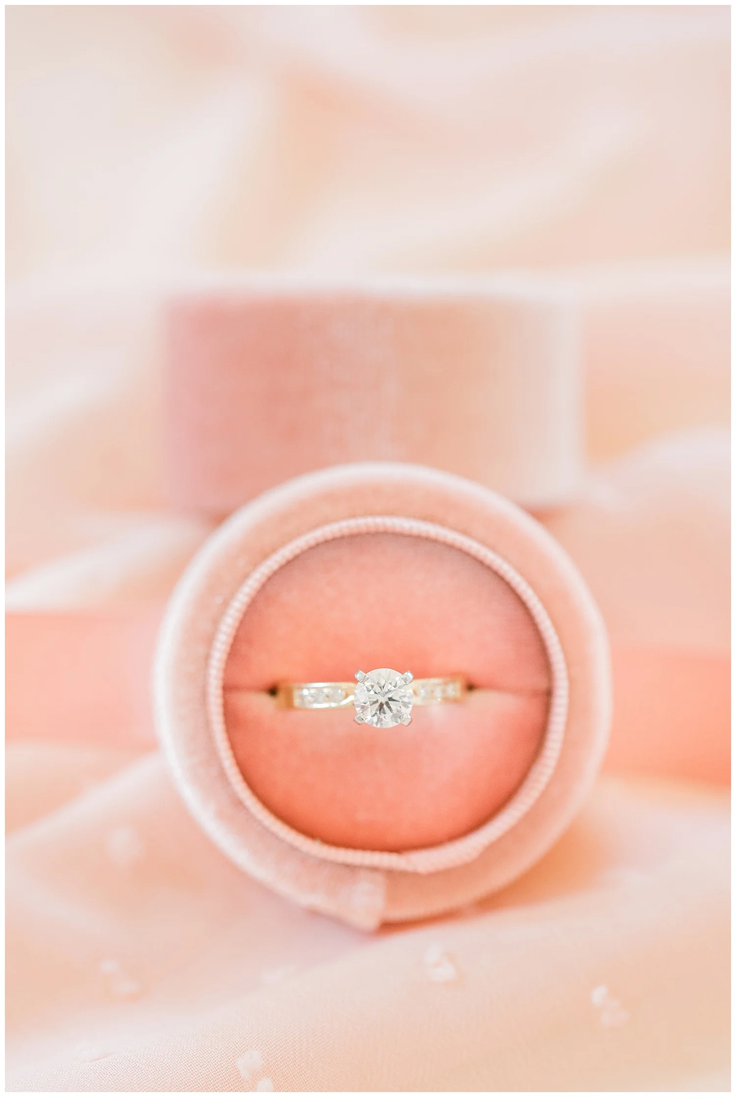 valentines-day-galentines-newport-wedding-photography-queen-annes-loft.-10.jpg