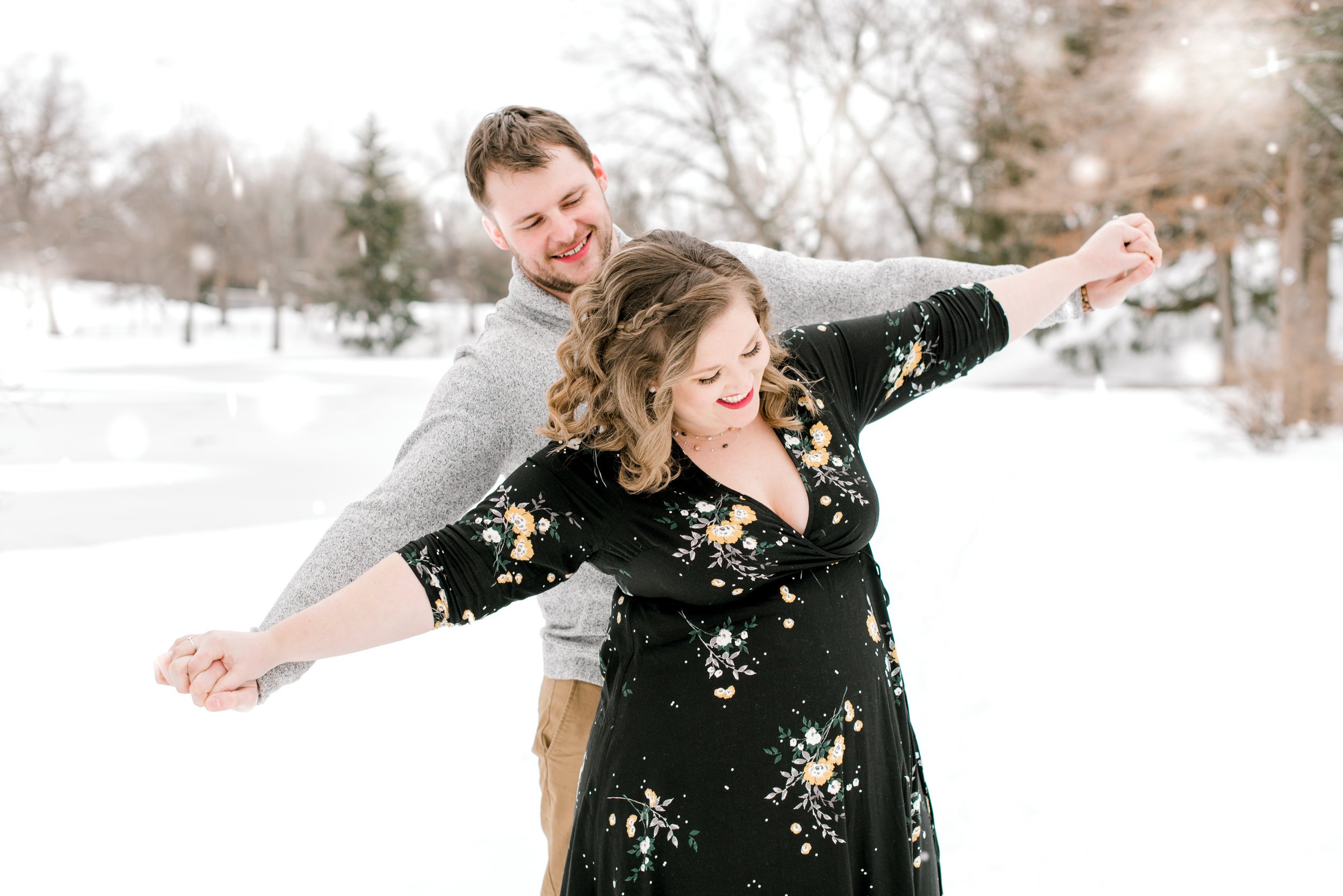 1march2019-roger-williams-park-snow-engagement-session-8.jpg