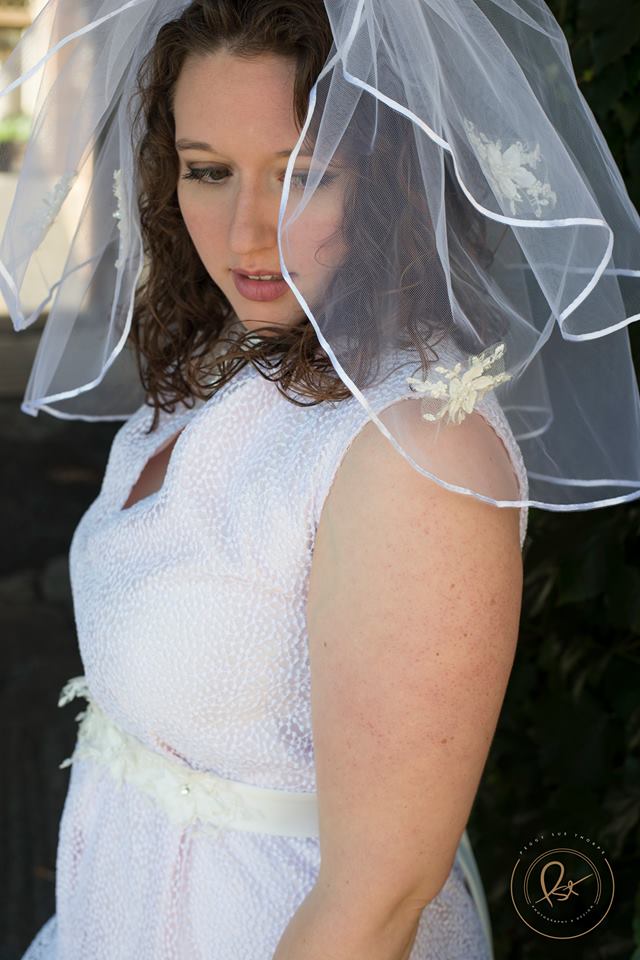 Model: Jess Tinker. Jess came back to model the LWD she wore in her engagement pictures at 'The Artful Bride' and this time we paired it with a veil!