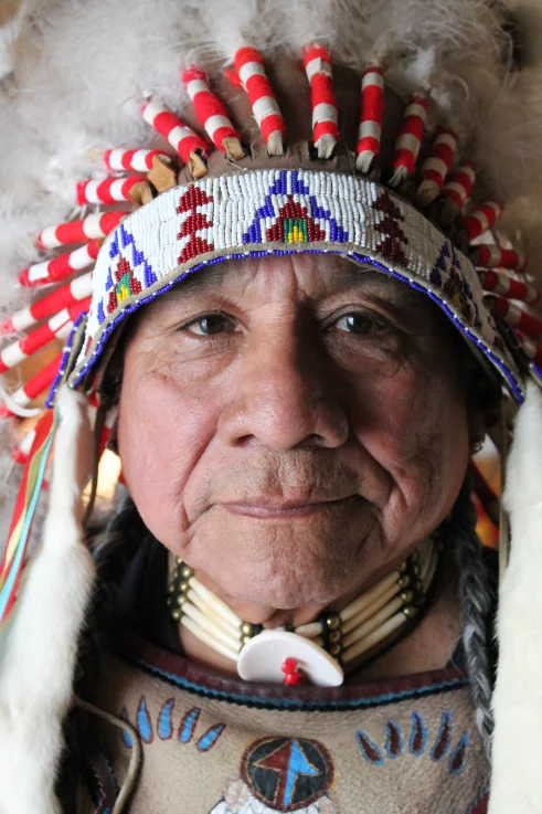 HISTORICAL MURAL - MEETING ROLAND