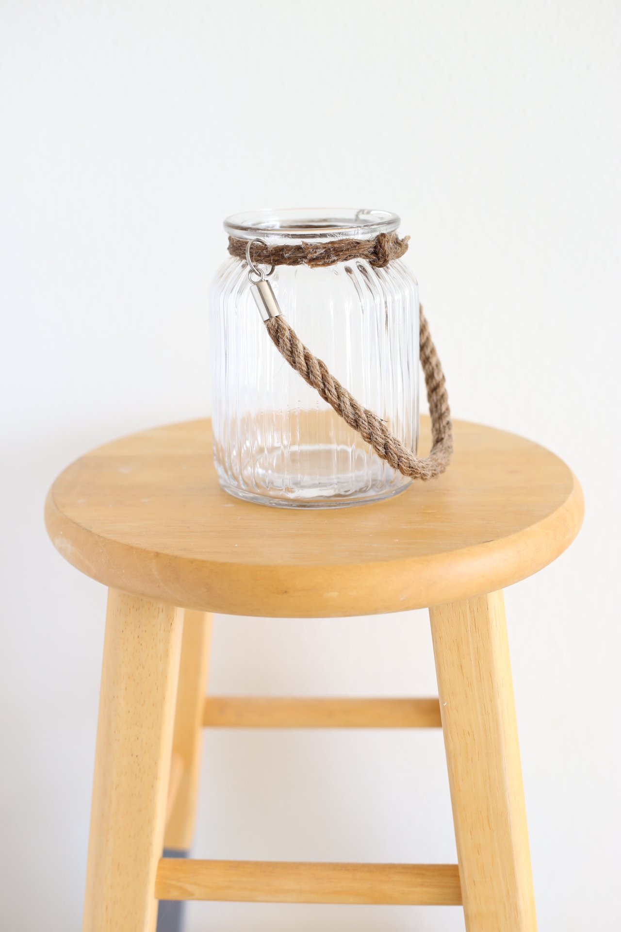 decorative glass jar - 6"