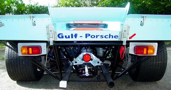 RCR917_6_fs.jpg