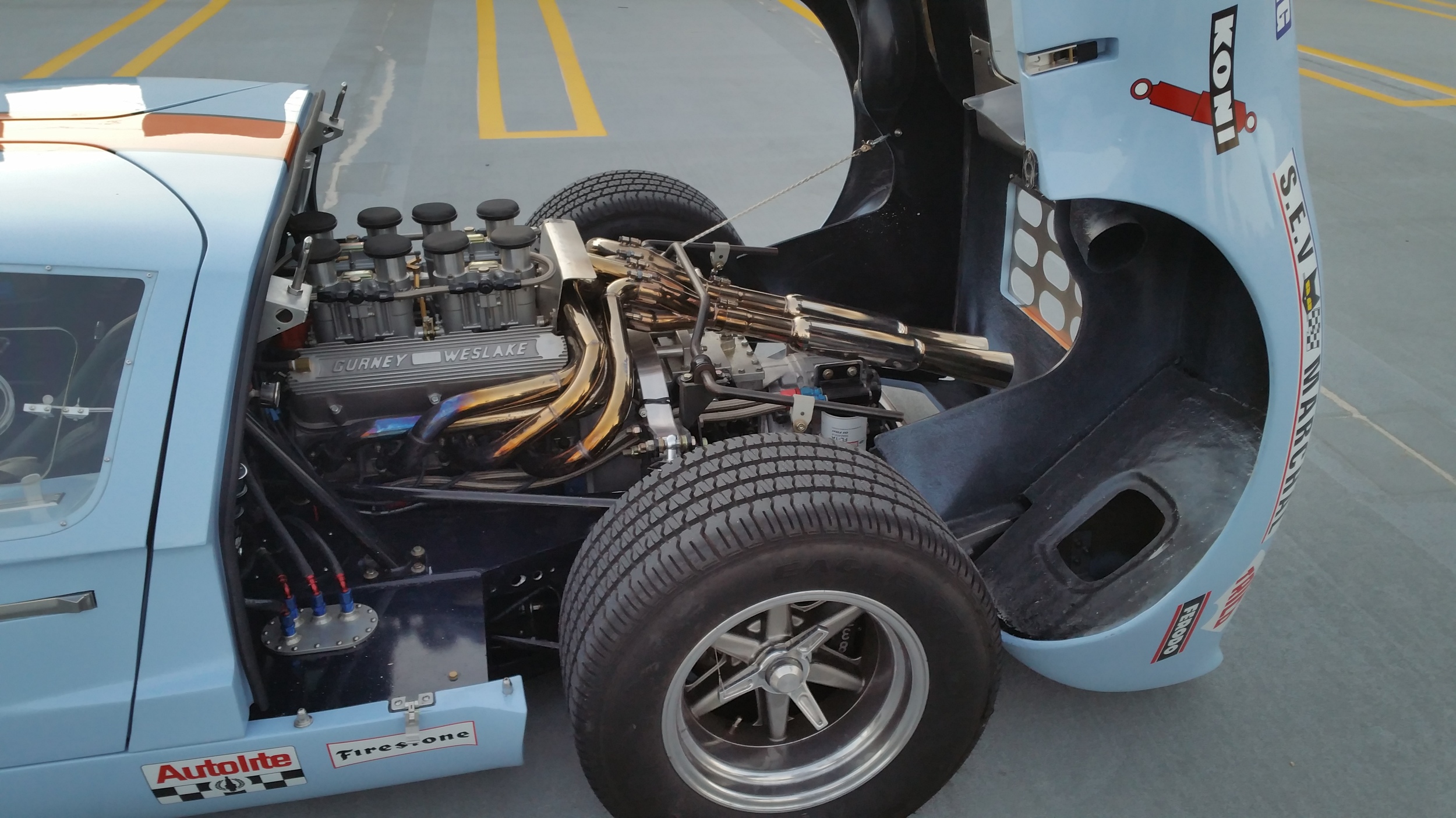 Howard's GT40 MKI Replica 09
