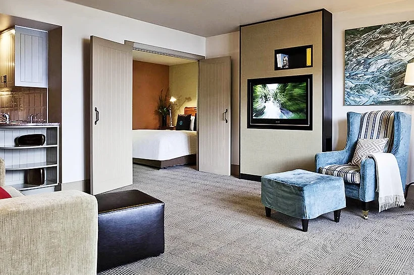 1 Bed Suite.jpg