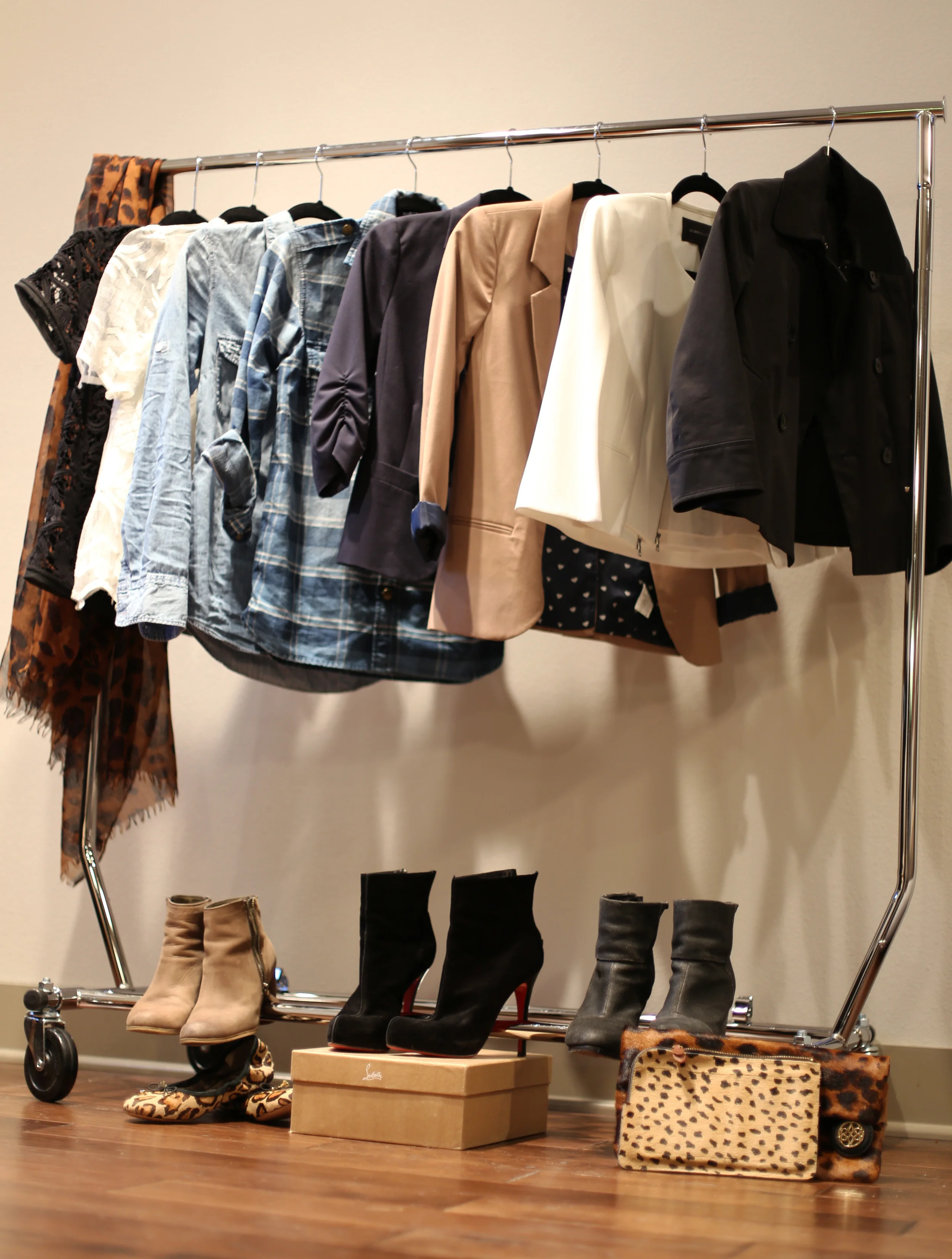 5 Must Haves In Your Closet 