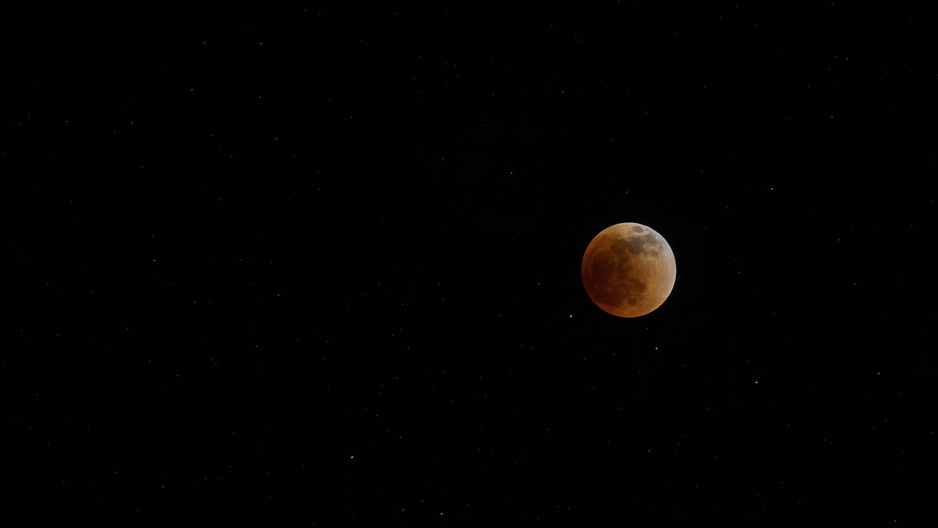 37,Lunar Eclipse.jpg