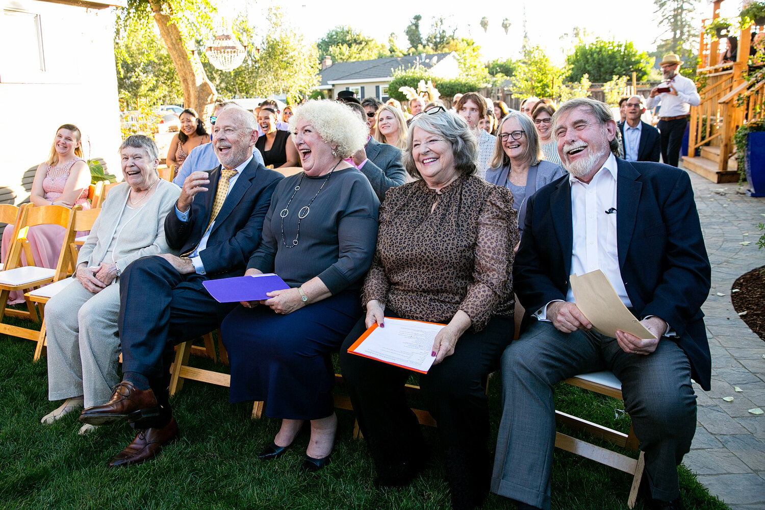 024_San_Francisco_wedding_photographer_backyard_petbet_028.jpg