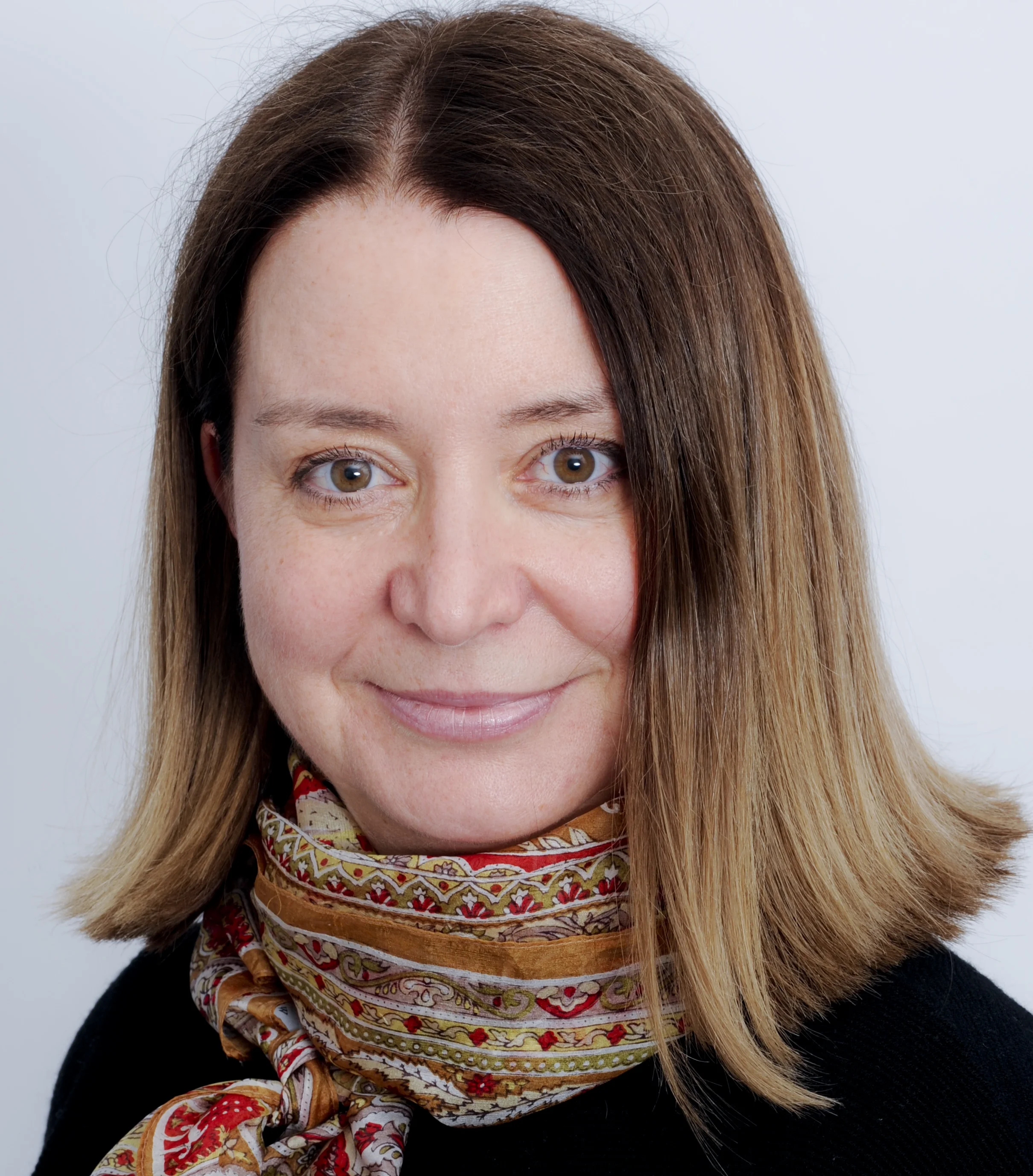 Dr Samantha Hunt- consultant dermatologist