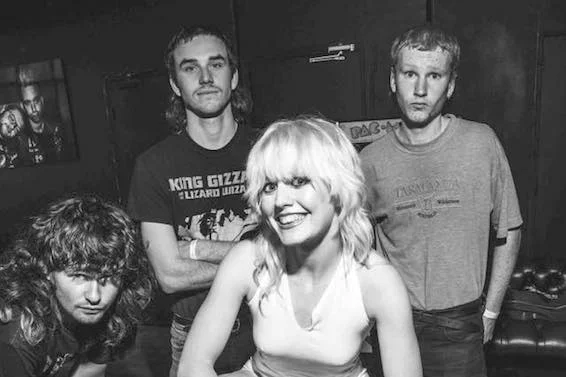 AMYL AND THE SNIFFERS