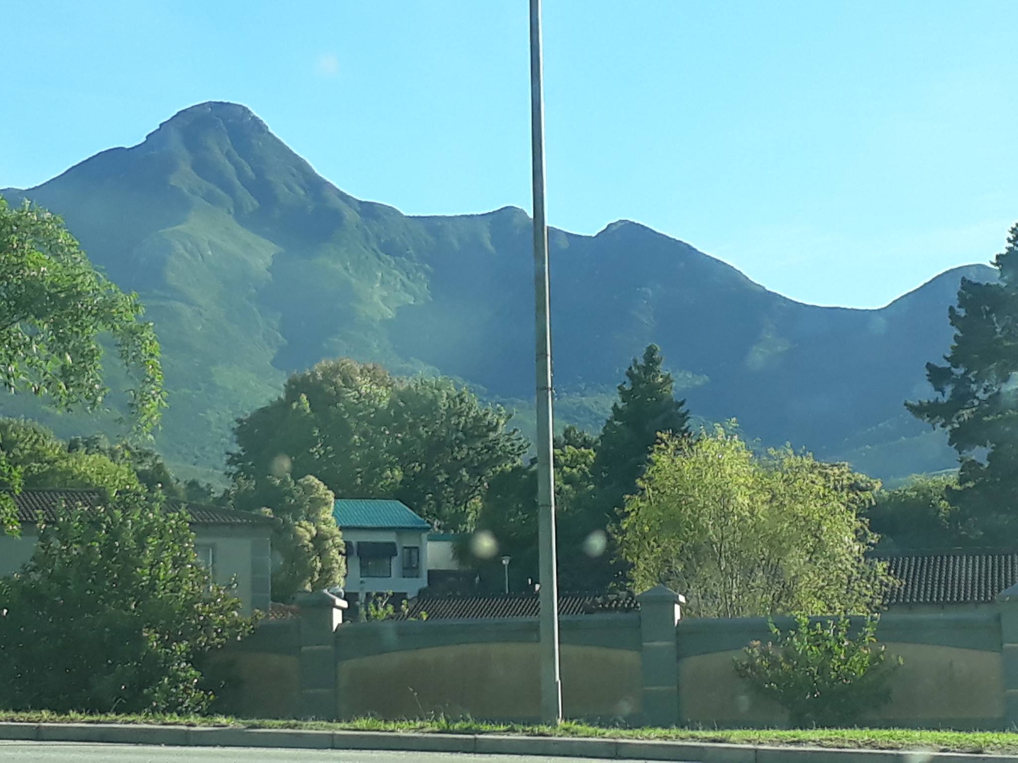 The stunning beautiful mountain and sunny day that greeted me as I drove out of the hospital.