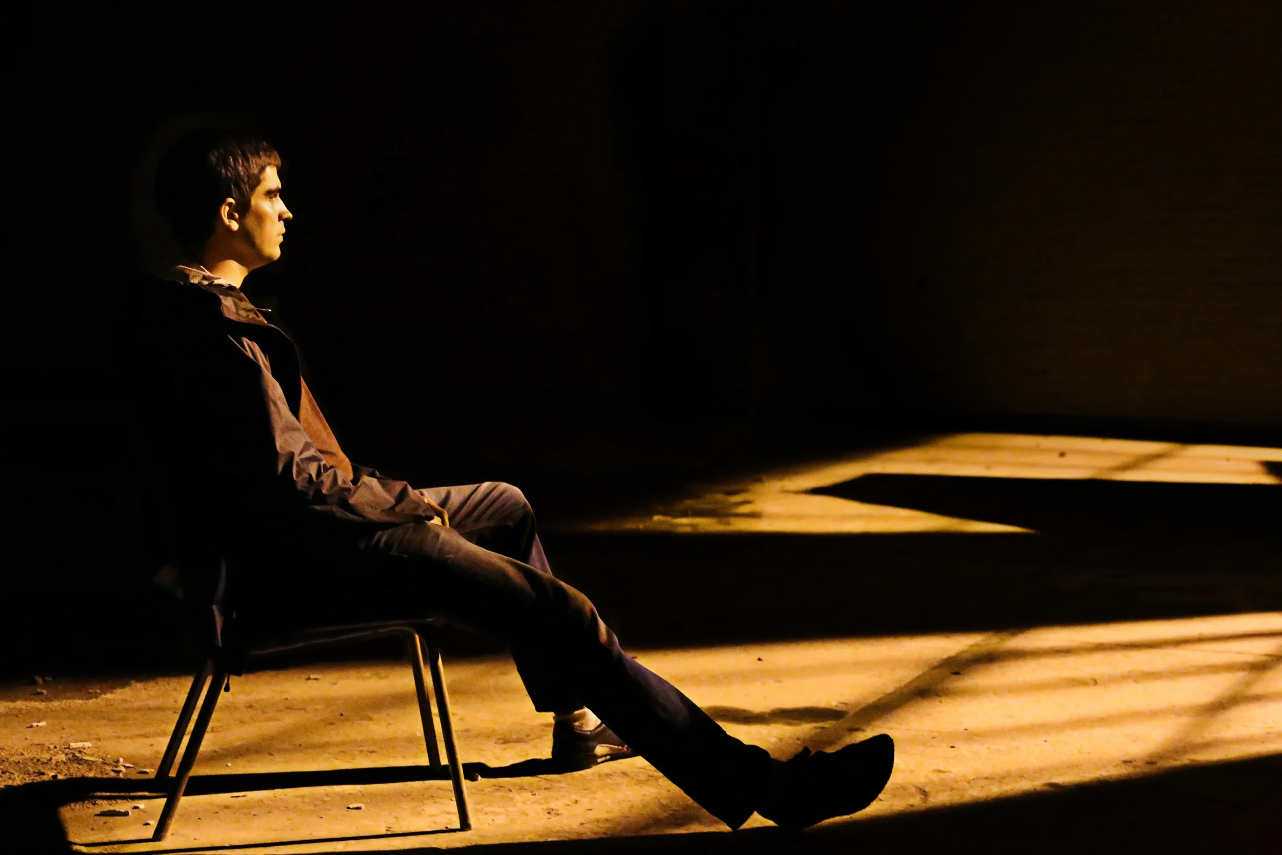 Kyle_Chair_Side copy.jpg