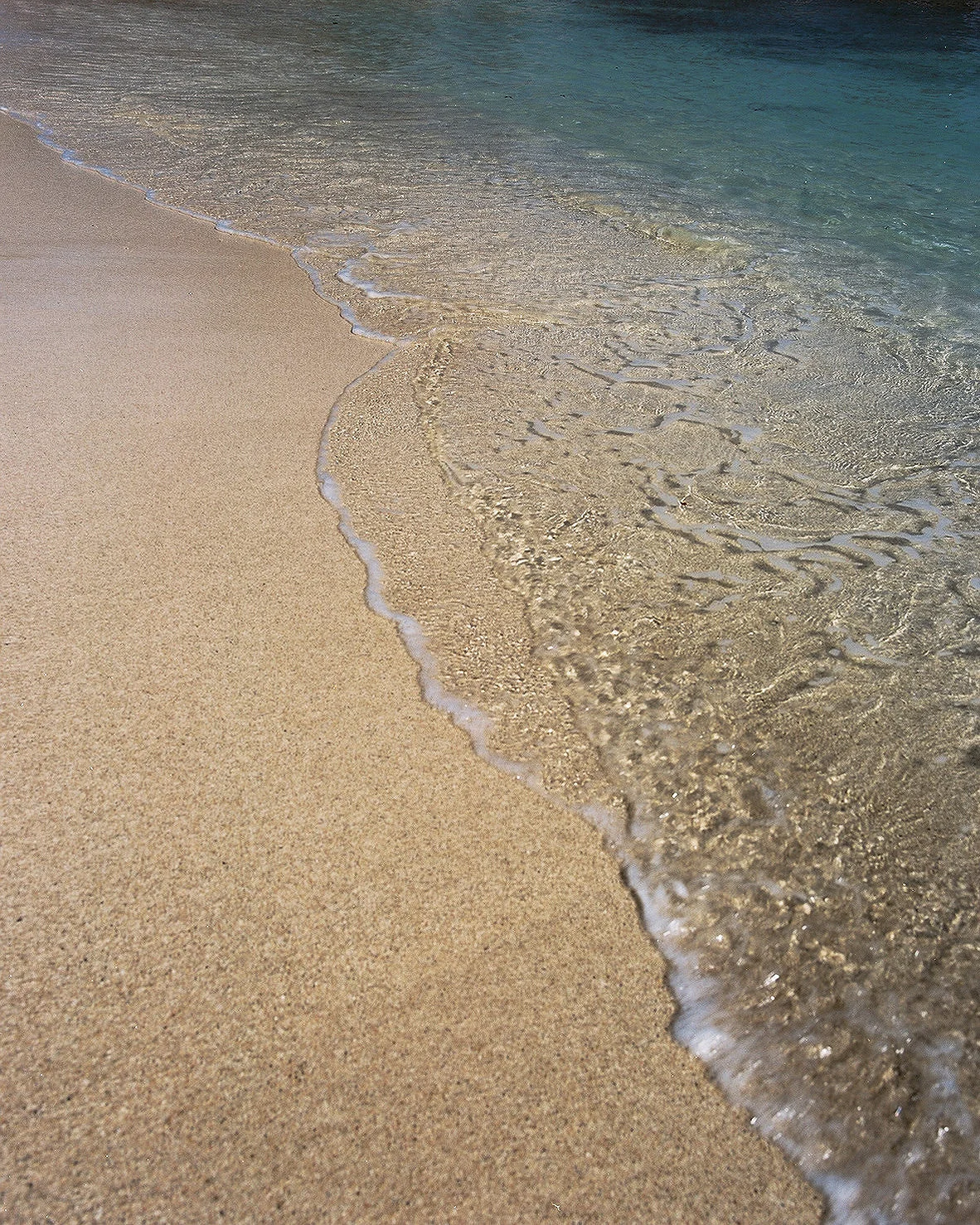e0d90188c55c7e0c-beach.jpg