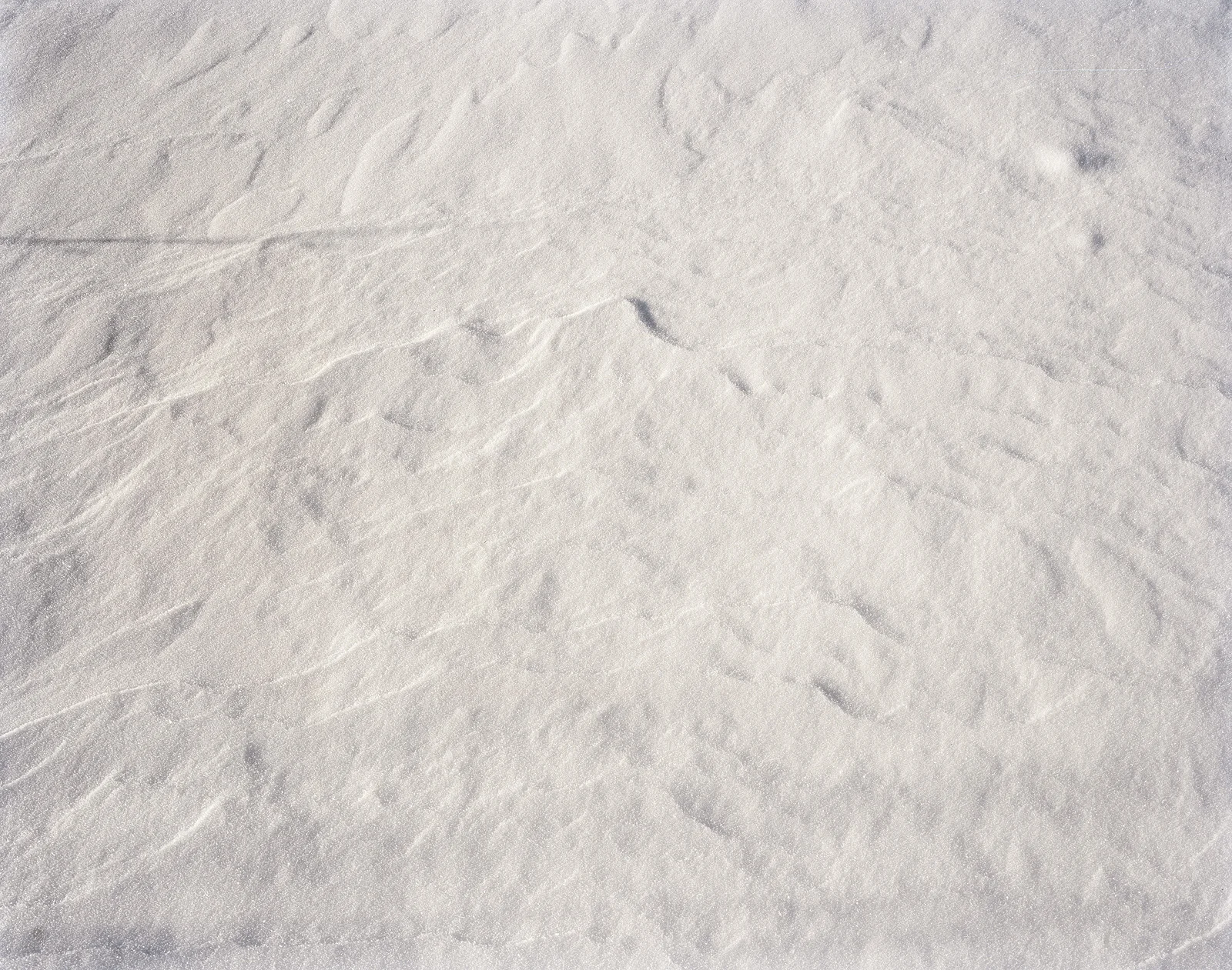 79316ec356ff9a32-snow.jpg