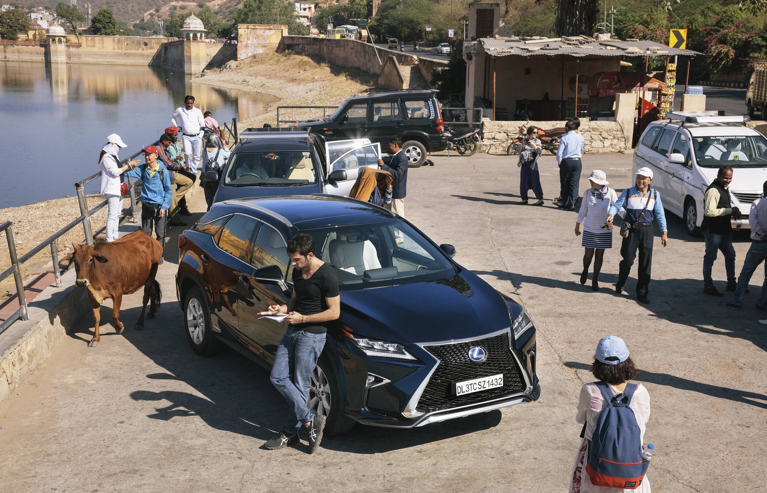 Carlo Massoud takes notes amongst the lively international presence of Jaipur