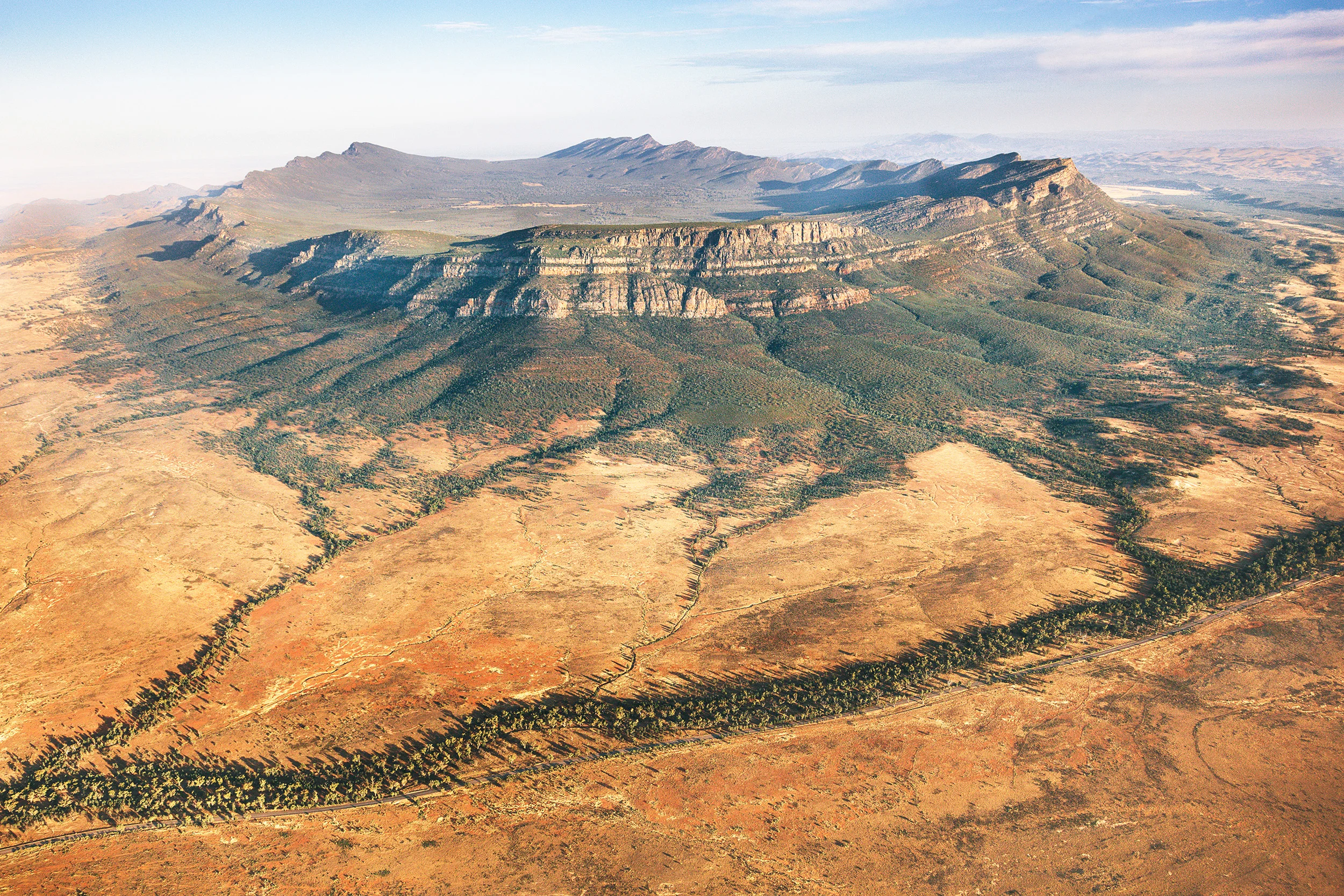 Wilpena Pound: Flinders Ranges, South Australia