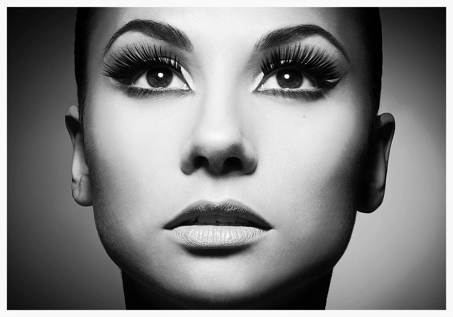 eylashes-woman-1500x1050.jpg