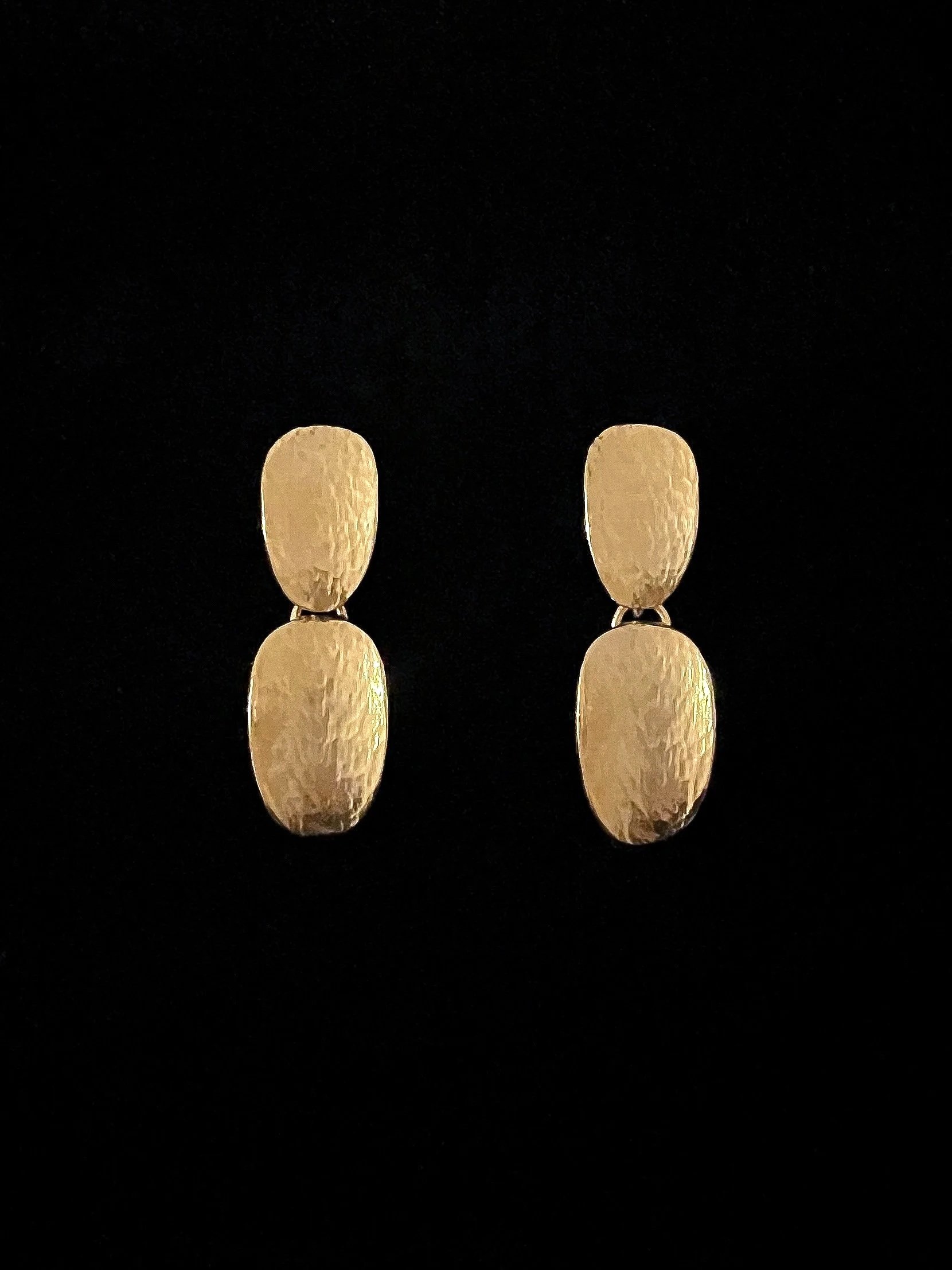 elisabeth-riveiro-classovale-gold-plated-bronze-drop-earrings-front-view-ambart.jpg