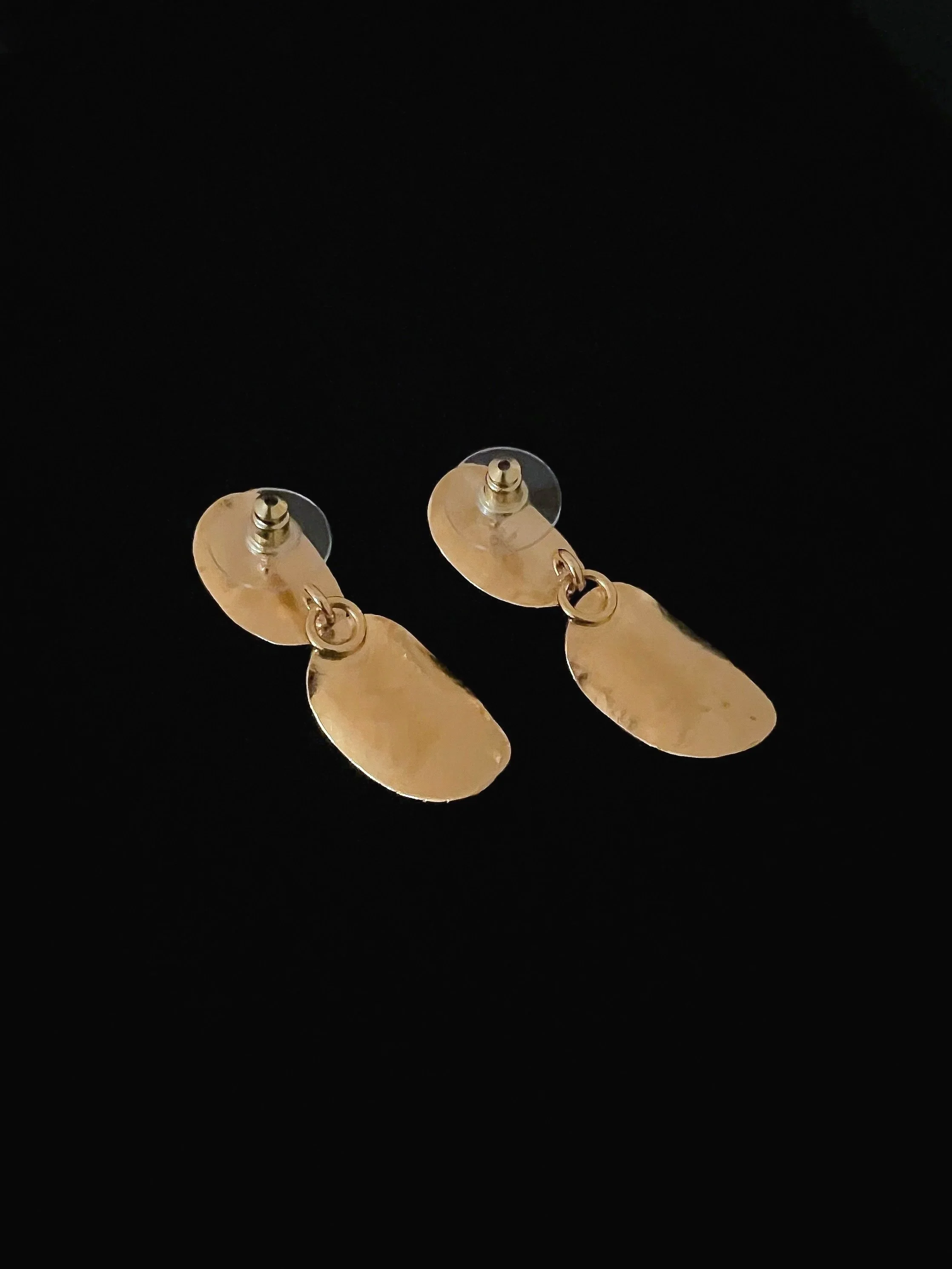 elisabeth-riveiro-classovale-gold-plated-bronze-earrings-back-view-ambart.jpg