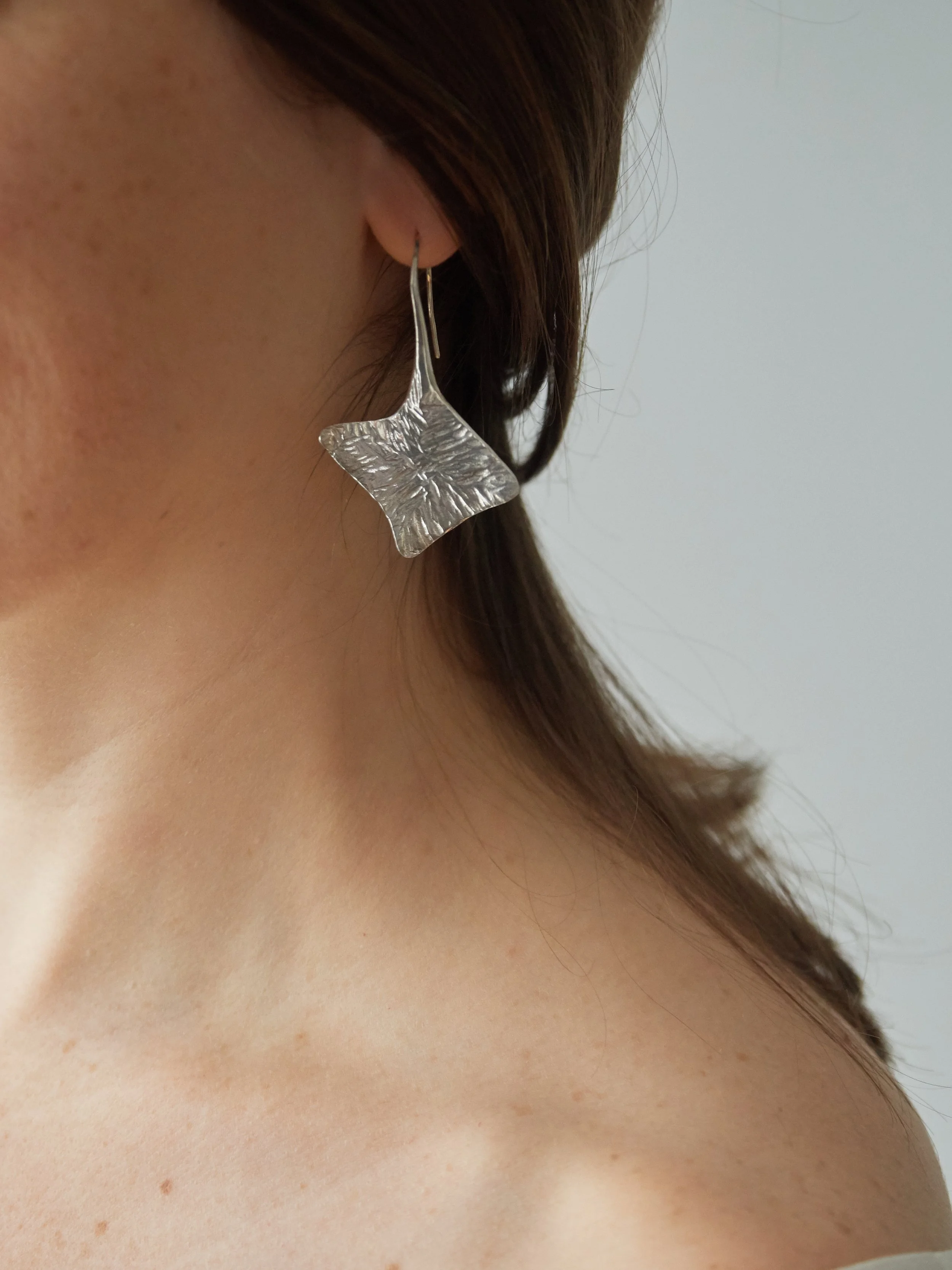 PALMYRE – Sculptural Drop Earrings
