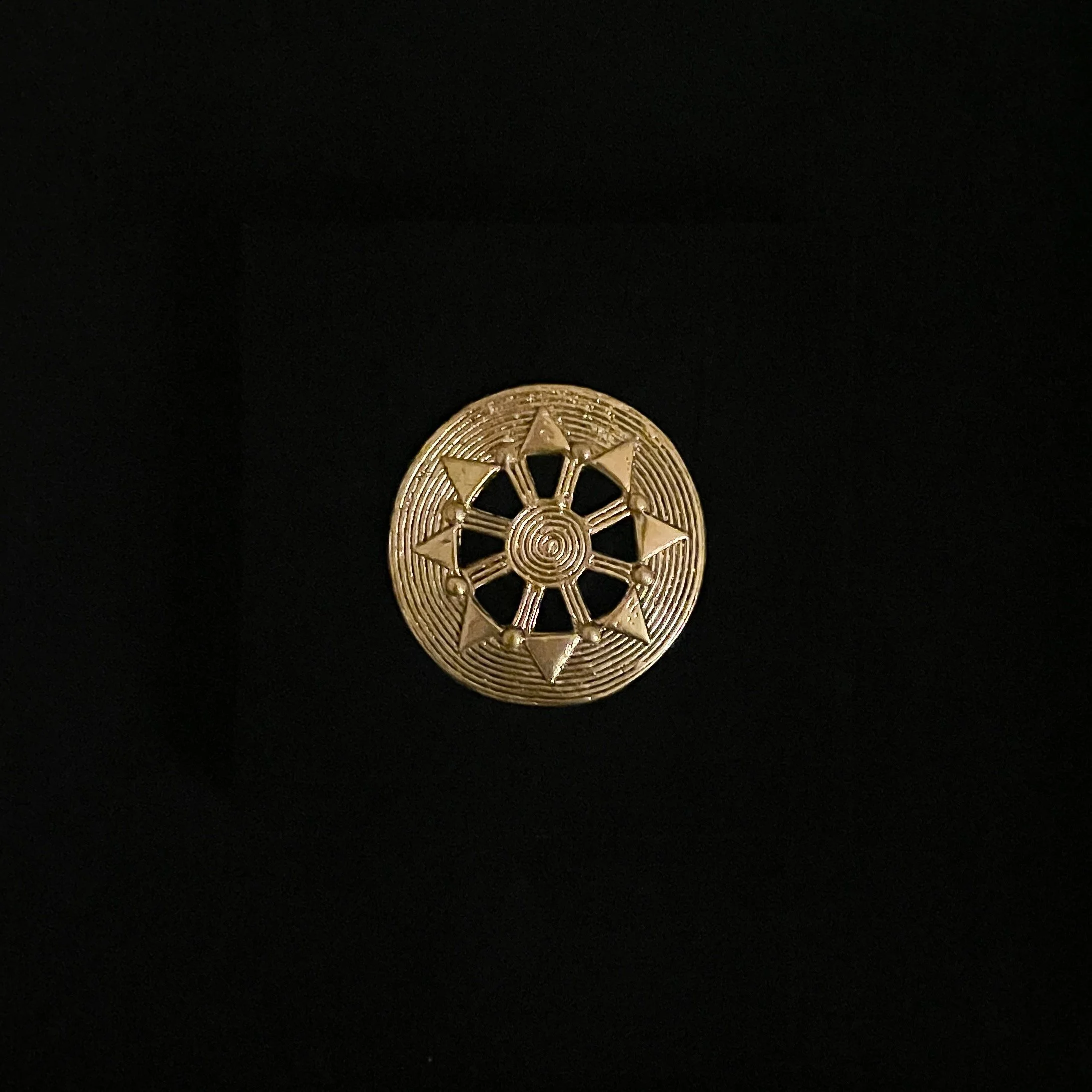 ROSE – Solar Rosette Brooch