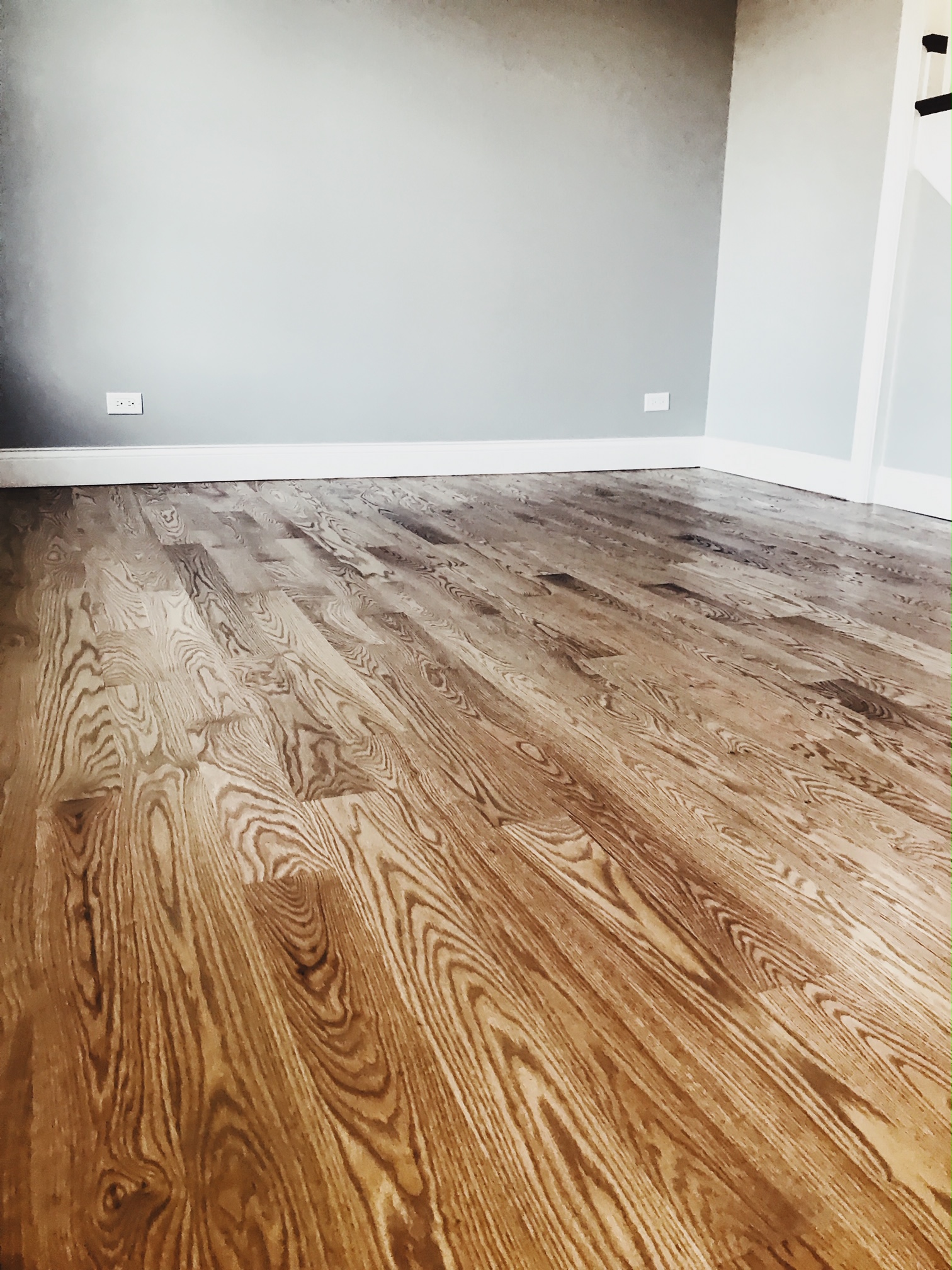 Choose Stain For Your Hardwood Floors