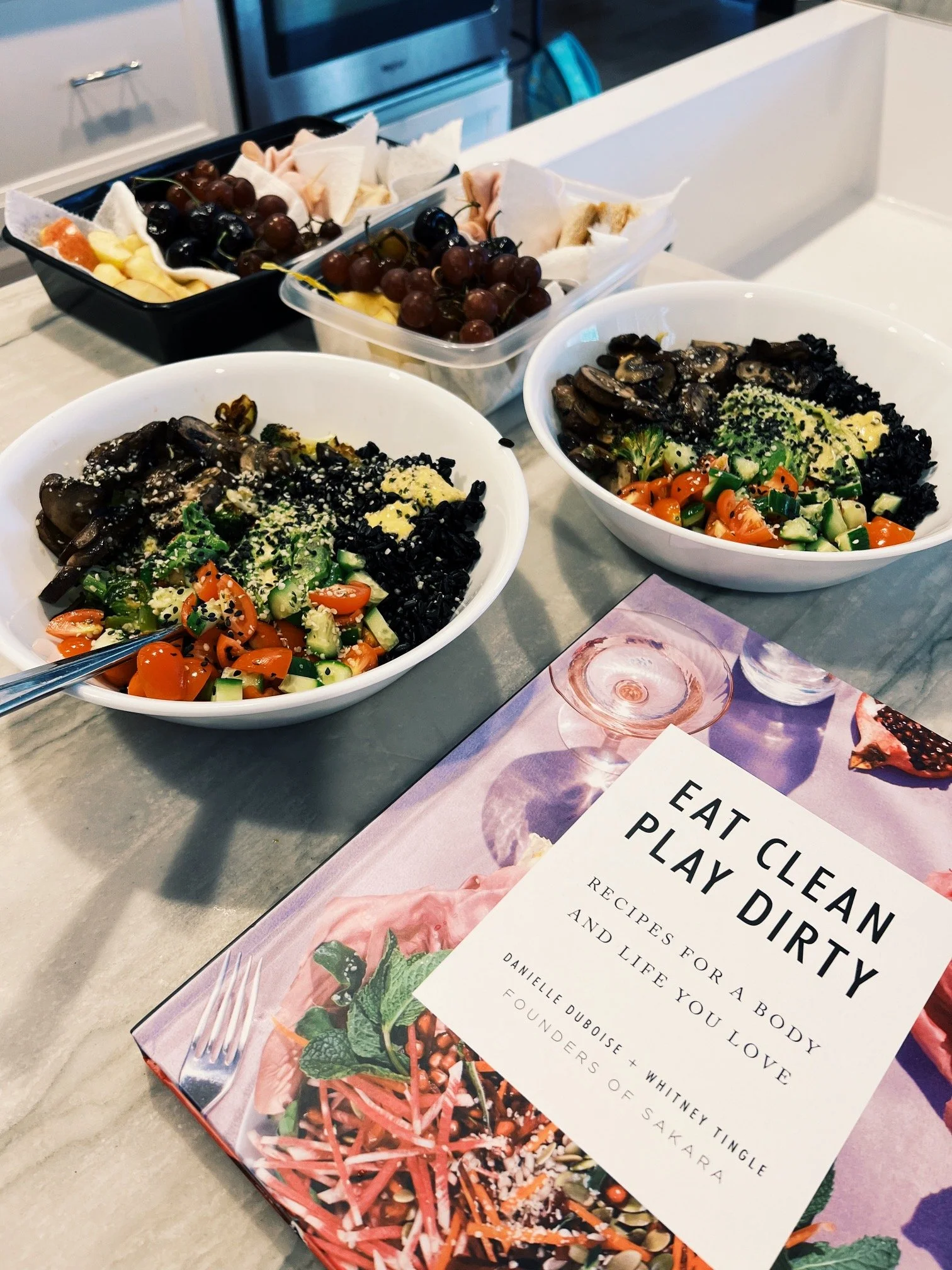 I Tried Sakara Using Their Cookbook - Here's My Honest Non-Sponsored Opinion